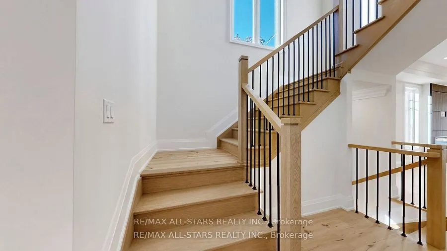 50 Third Avenue S