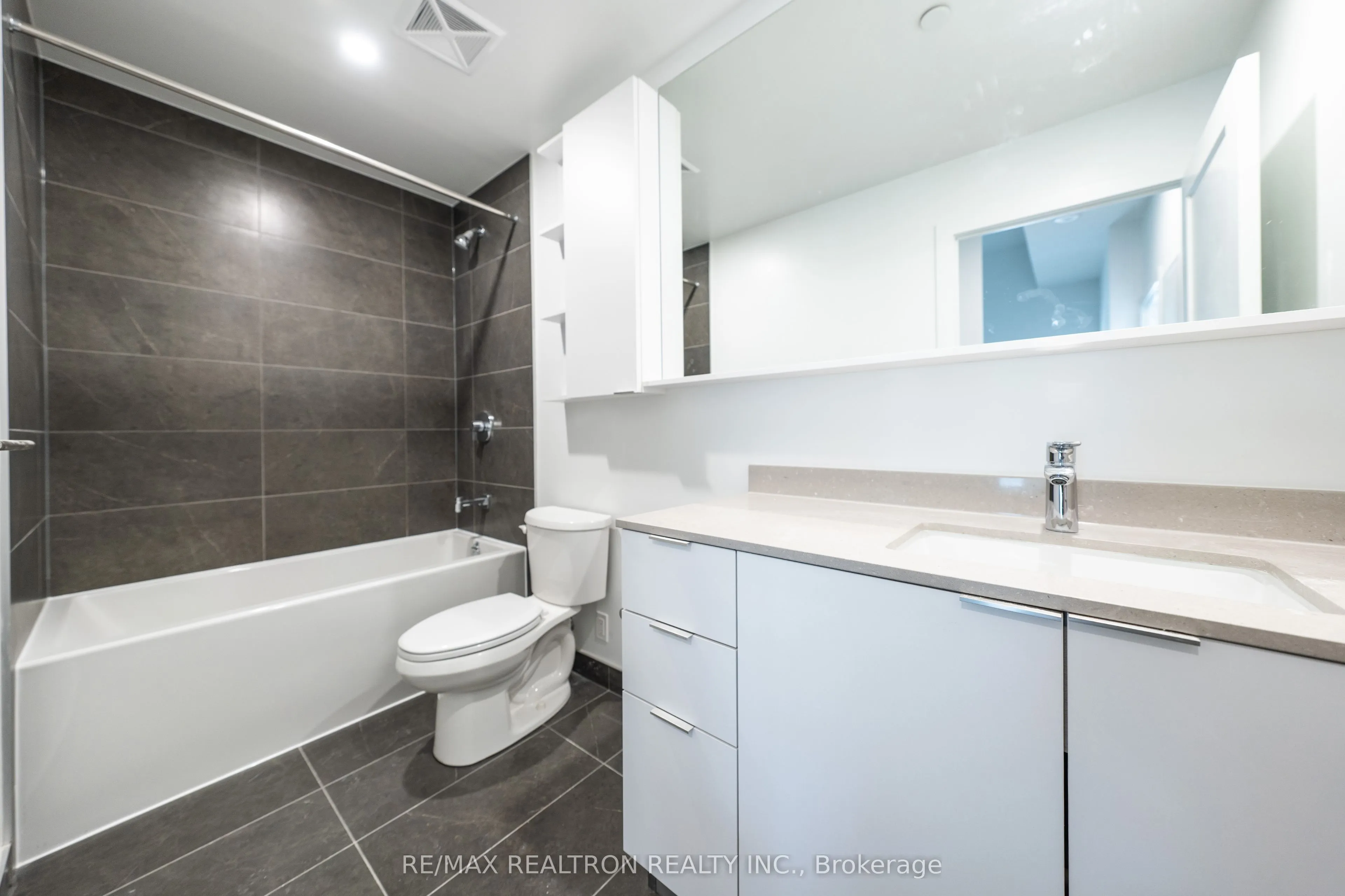 8 Cedarland Drive, #131
