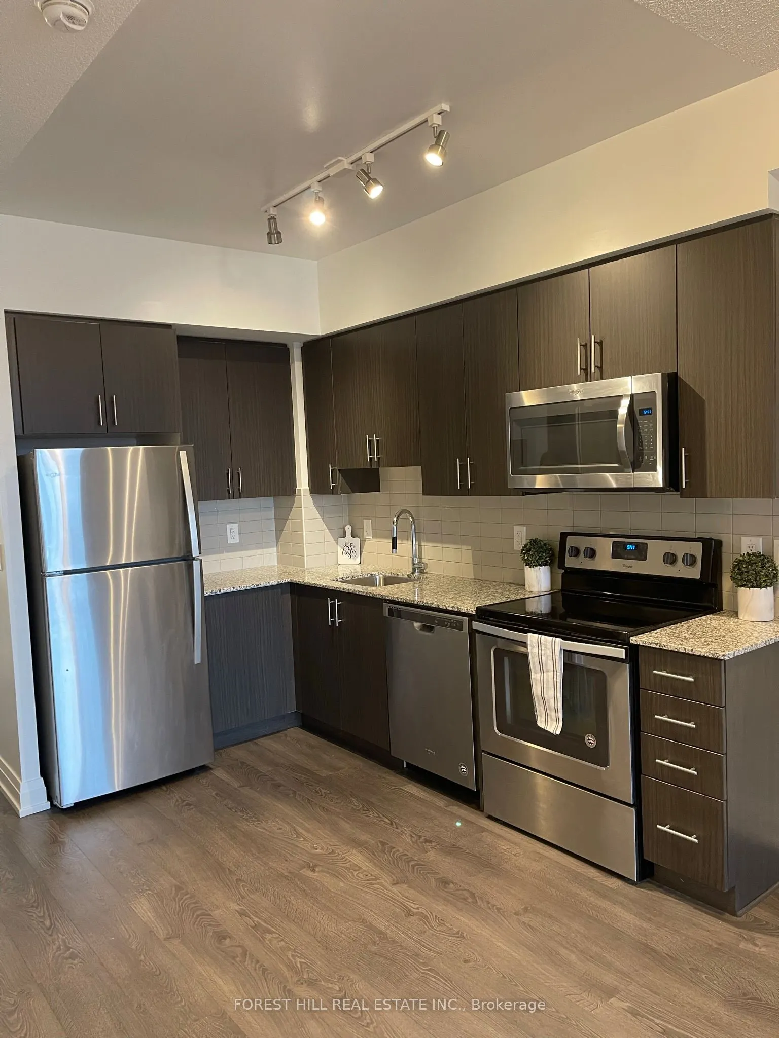 3700 Highway 7, #1201