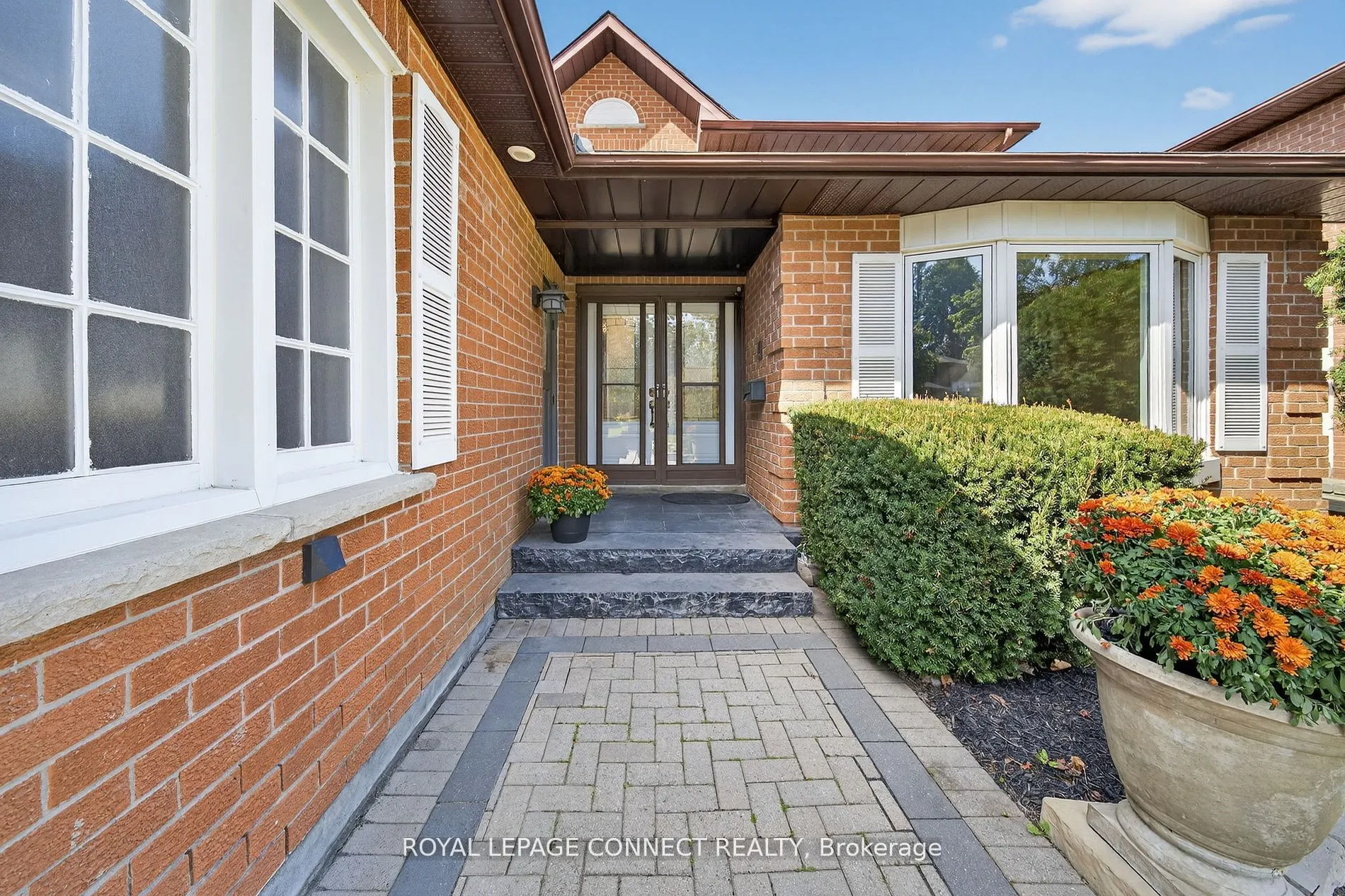90 Golf Links Drive