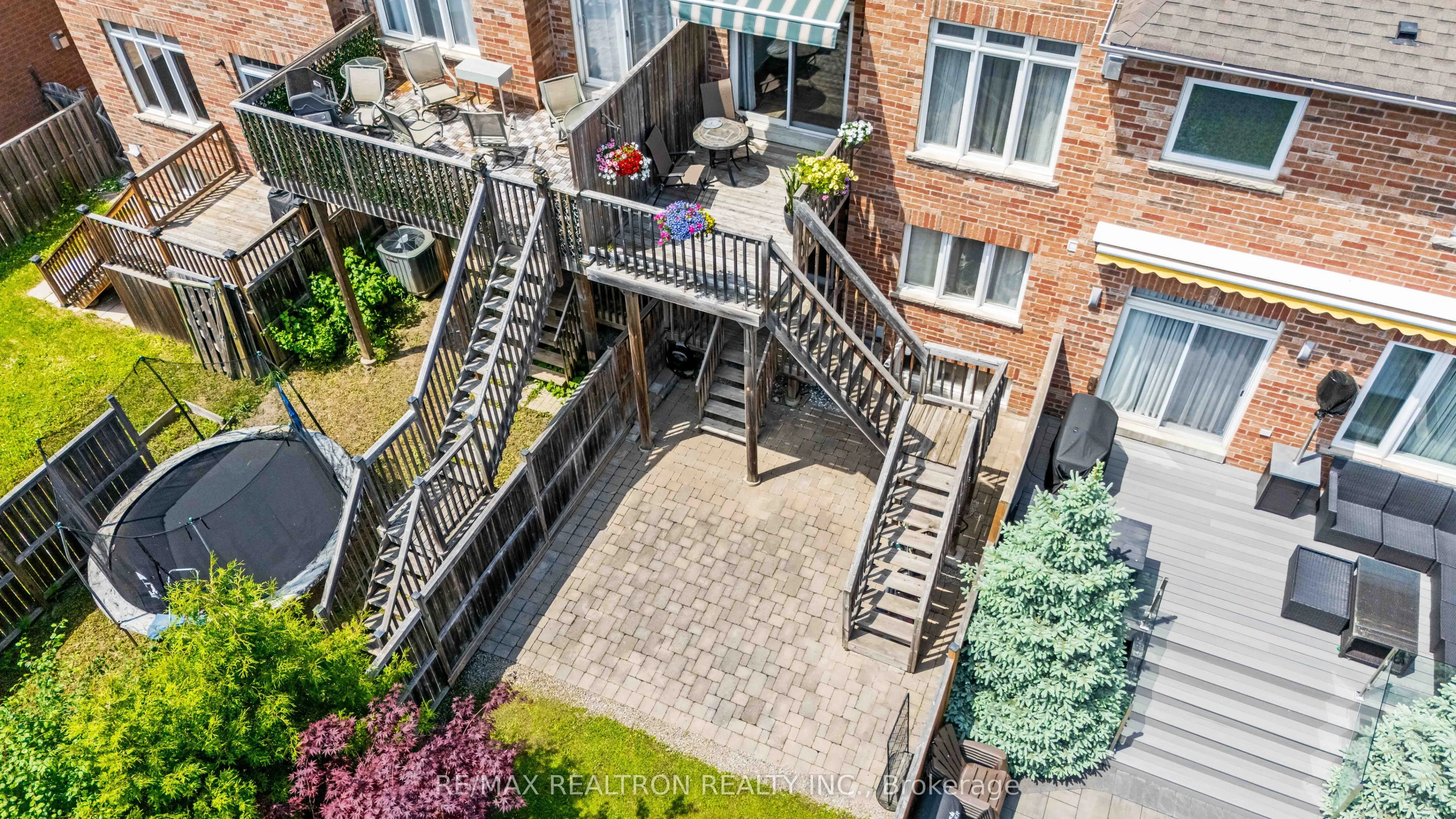 57 Littleriver Court