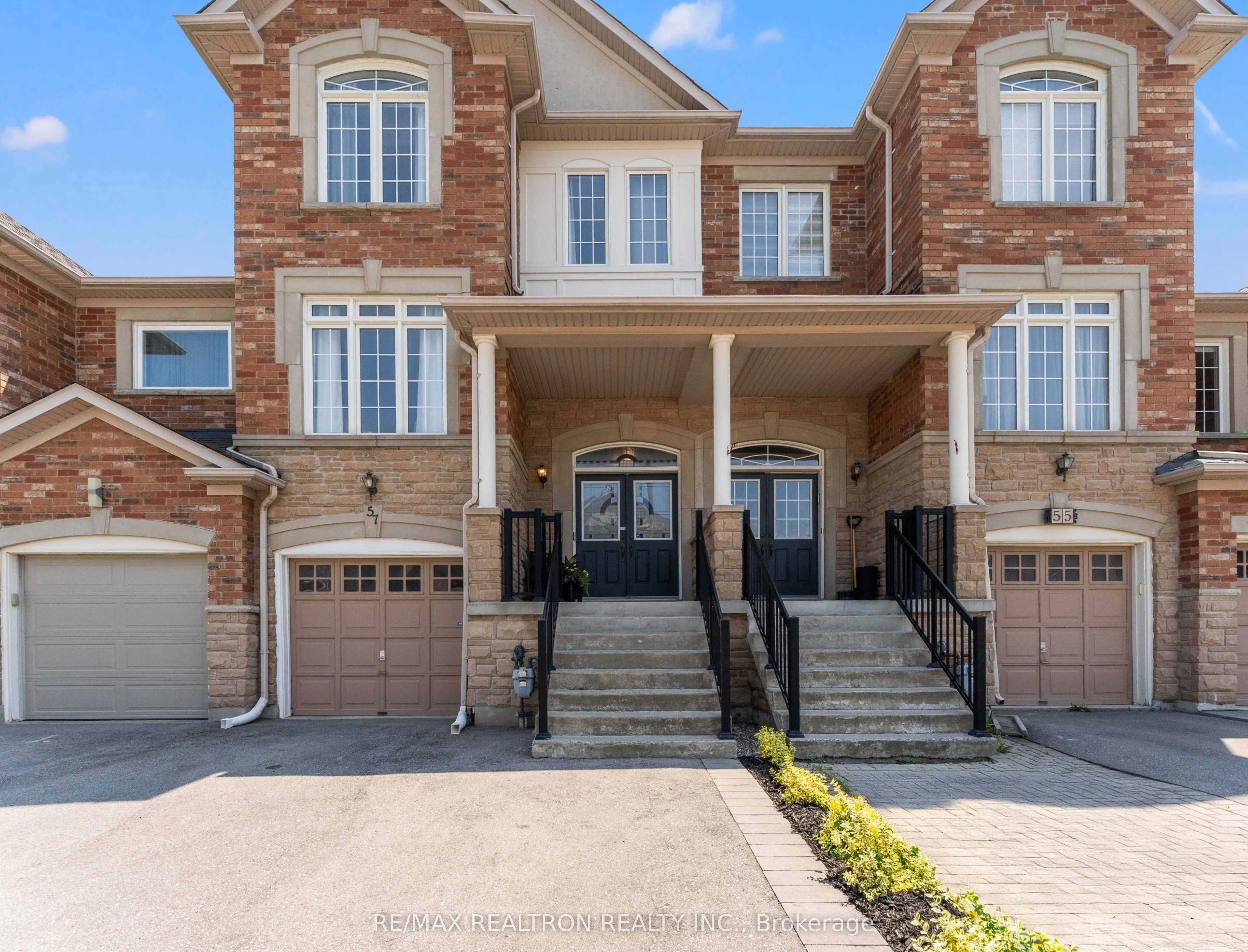 57 Littleriver Court