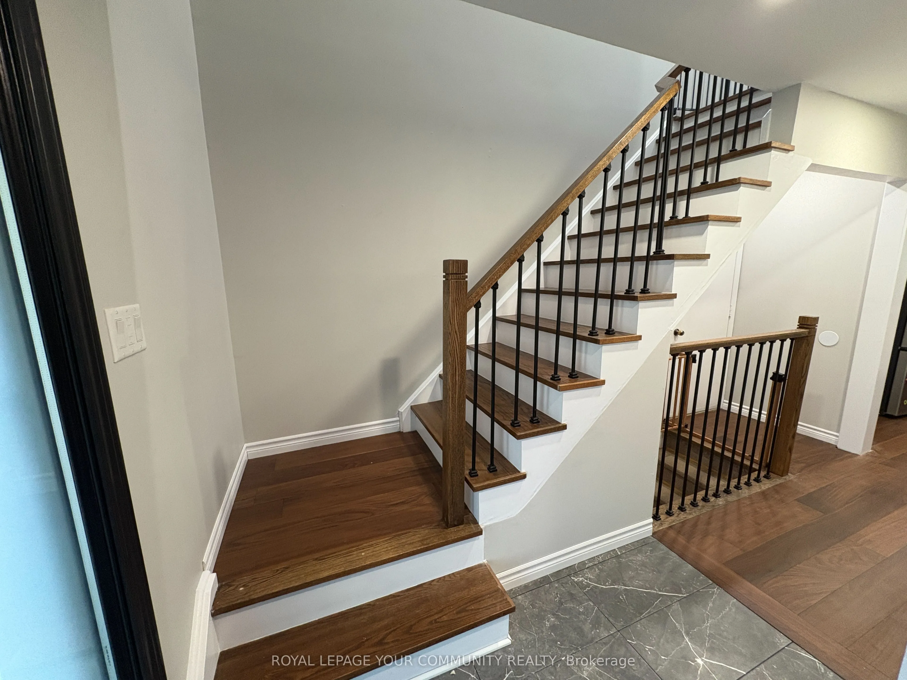 370 Erin Trail