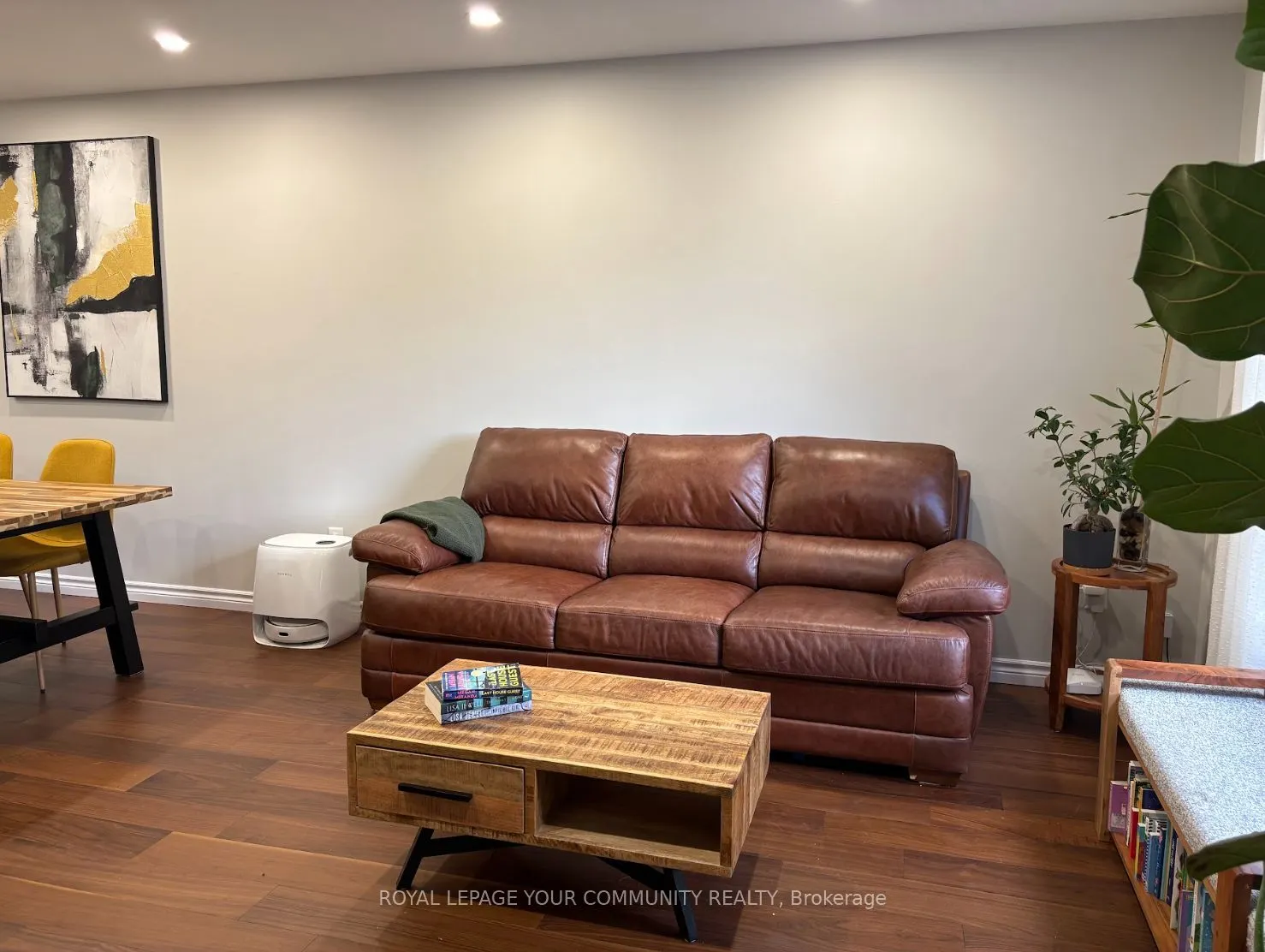 370 Erin Trail