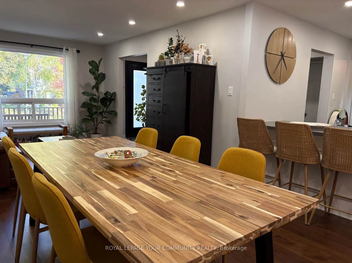 370 Erin Trail