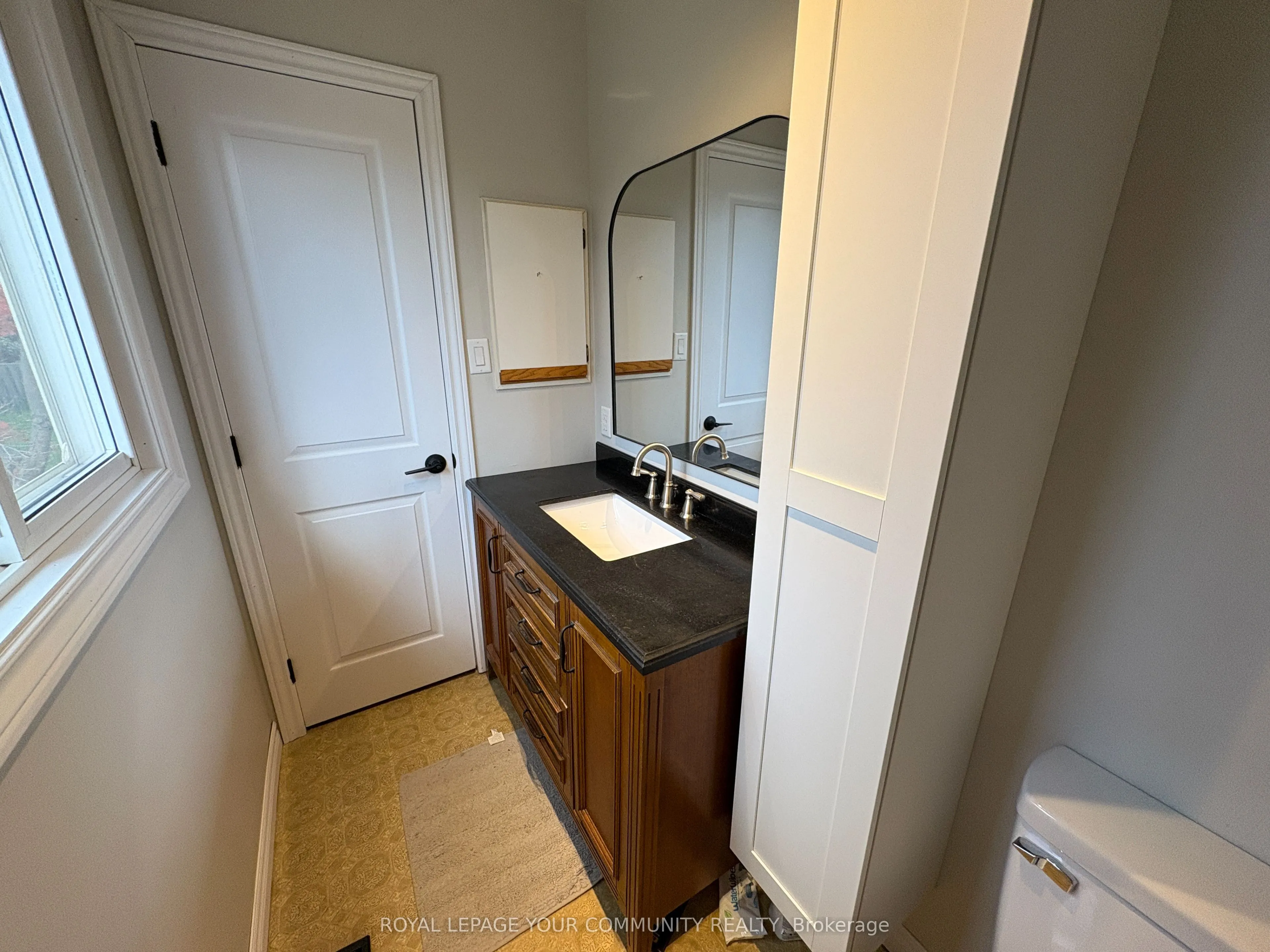 370 Erin Trail