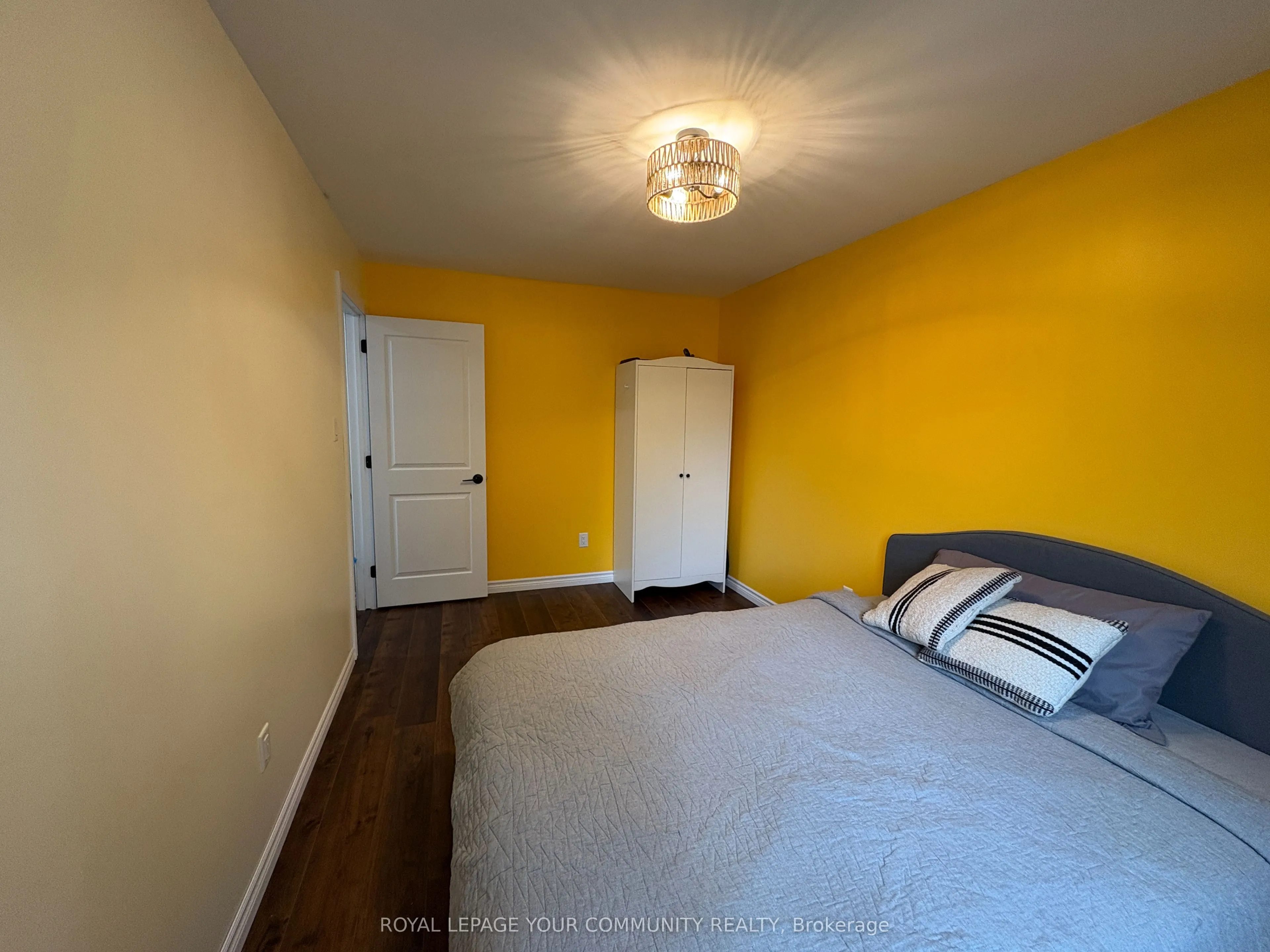 370 Erin Trail