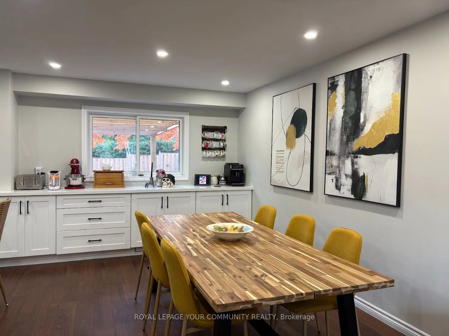370 Erin Trail