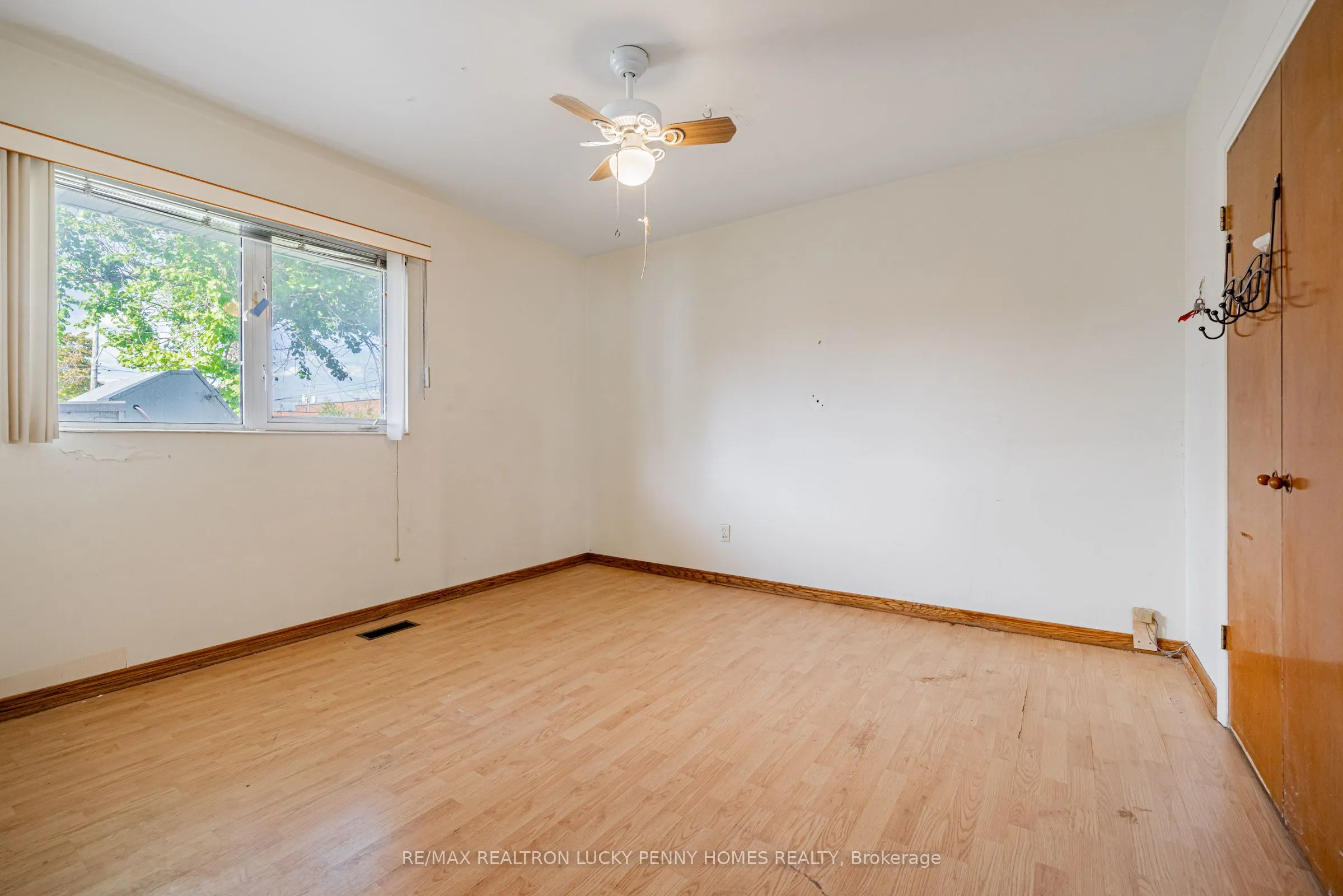 10 Abercorn Road