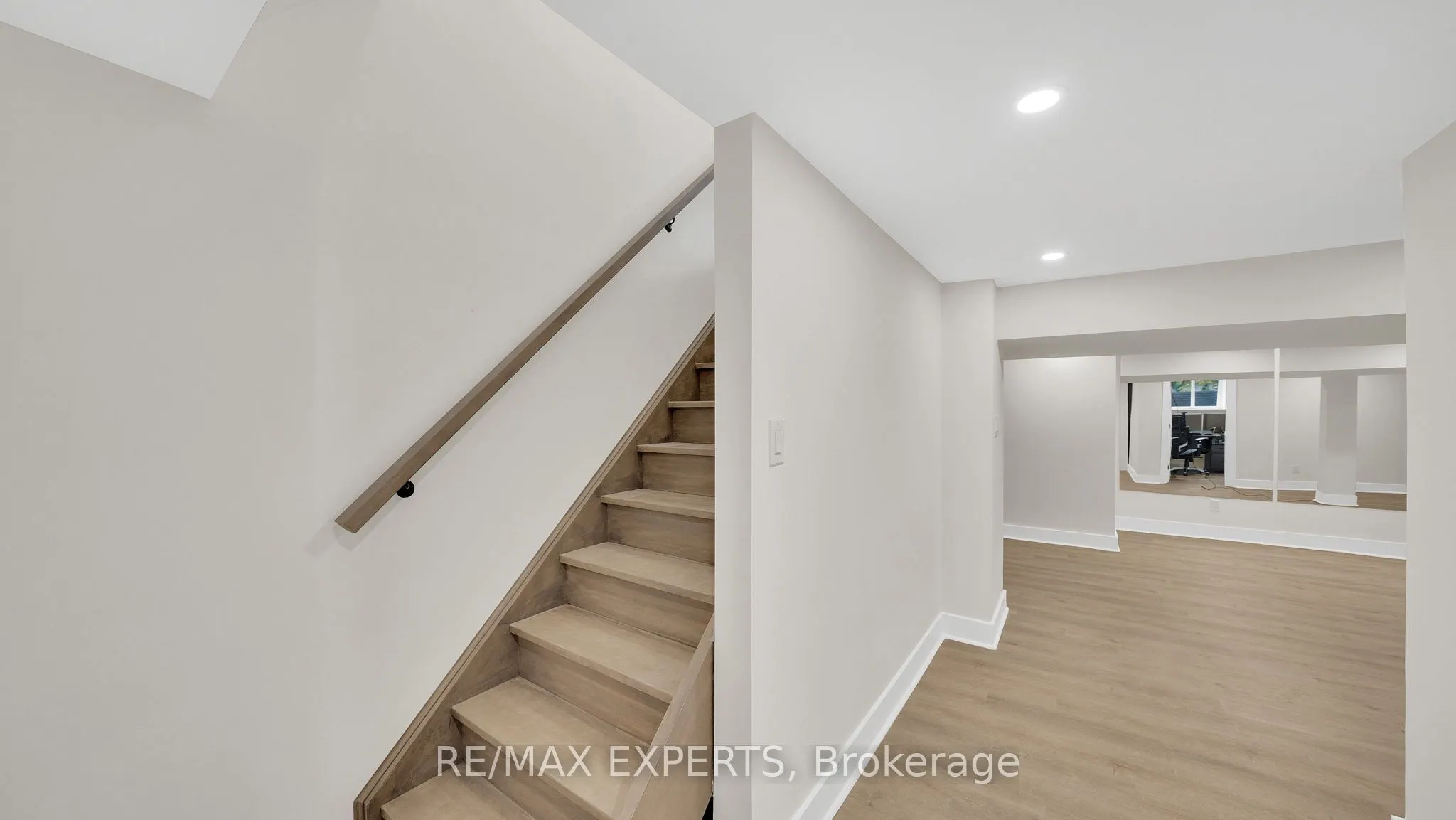 26 Wellar Avenue