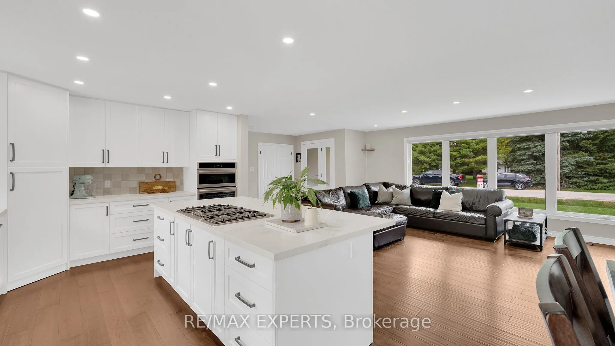 26 Wellar Avenue