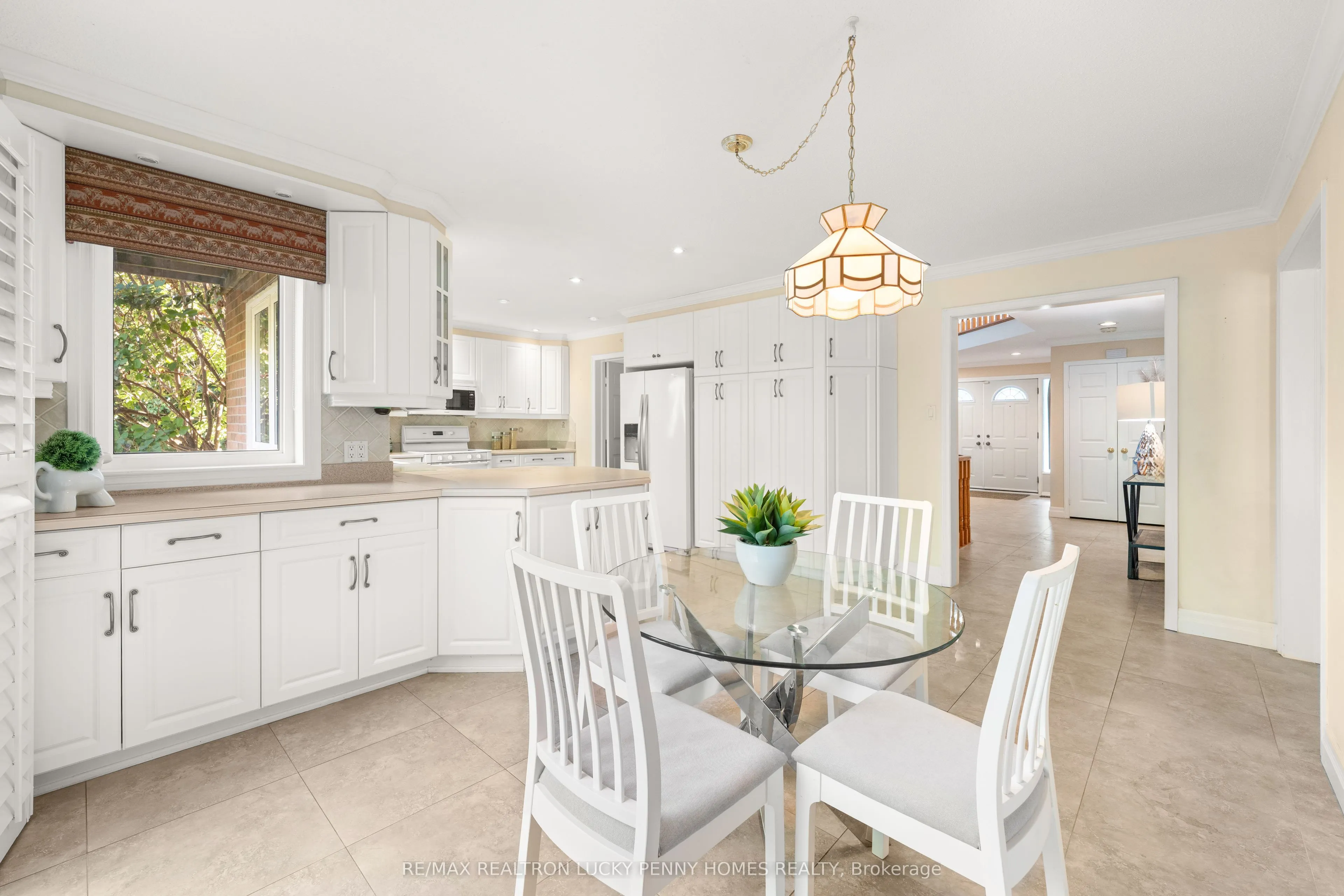 17 McPhillips Avenue