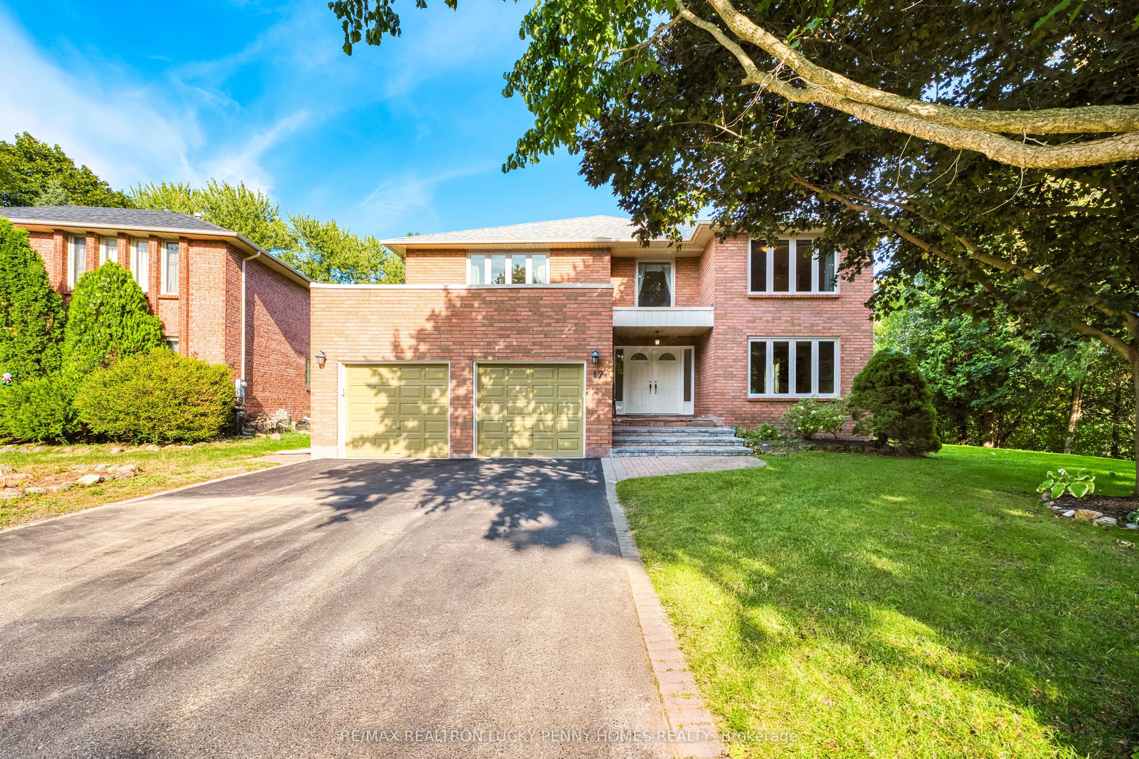 17 McPhillips Avenue