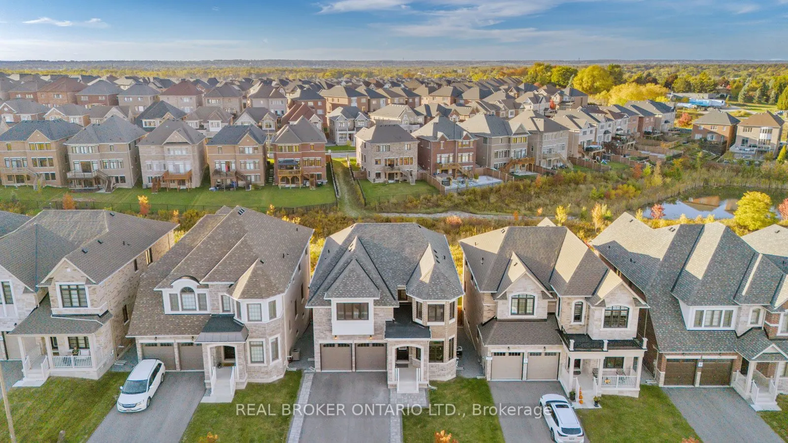 58 Meadow Vista Crescent