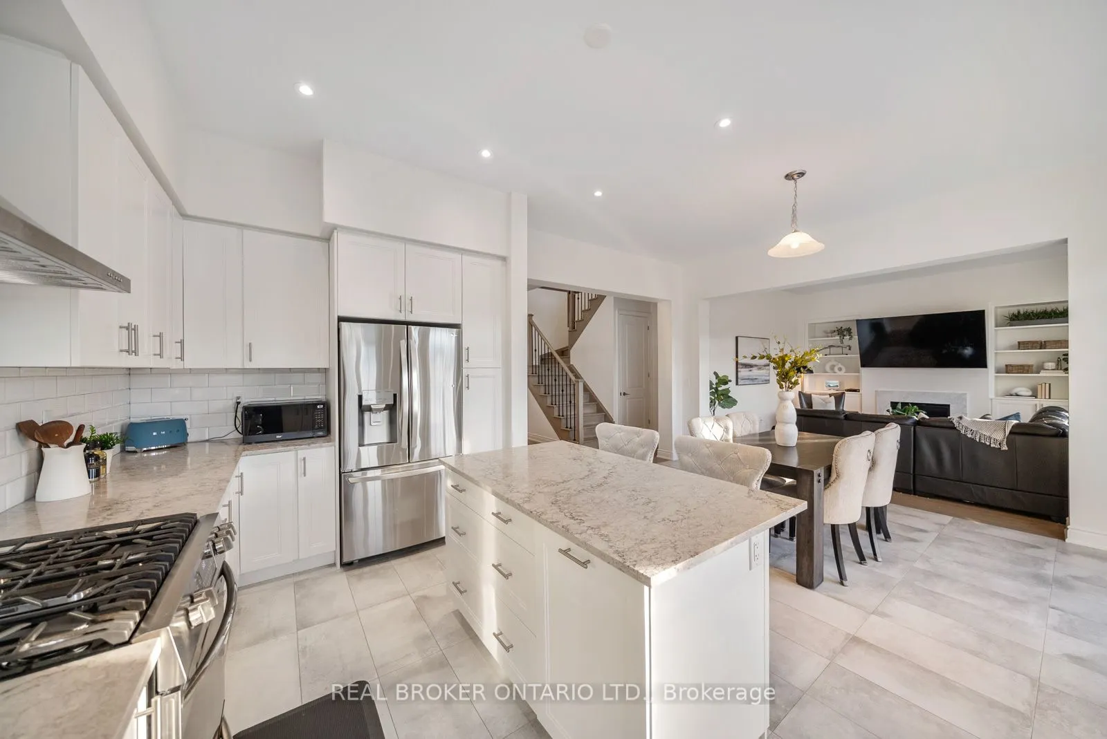 58 Meadow Vista Crescent