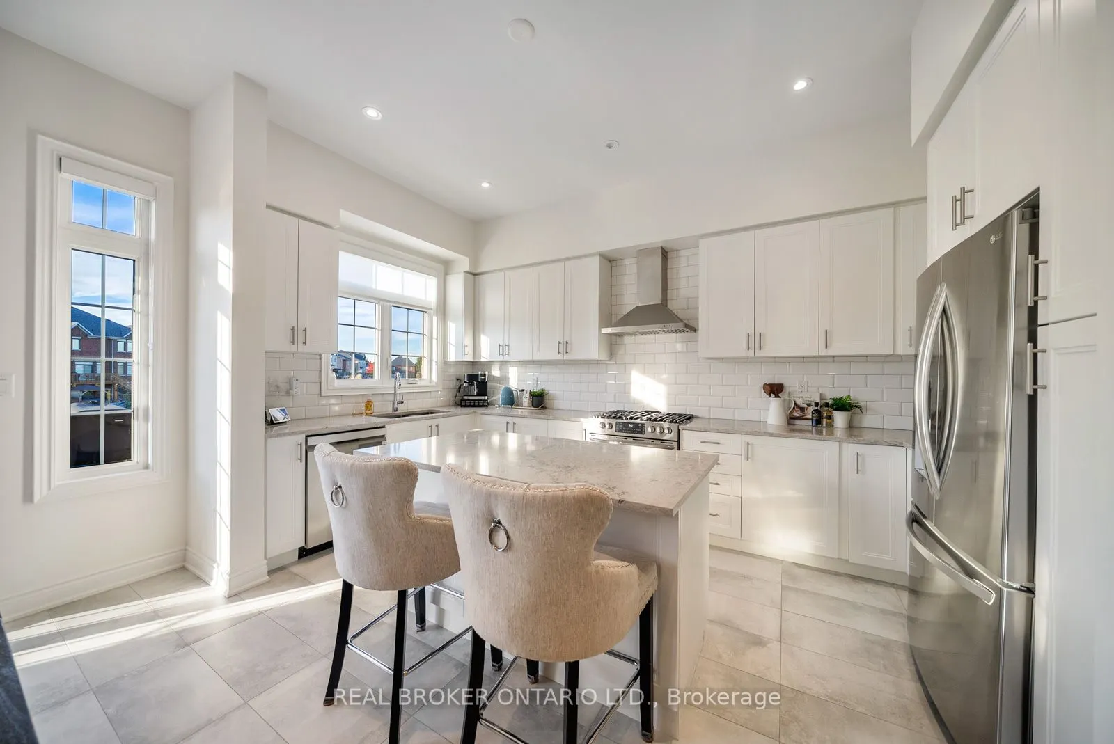 58 Meadow Vista Crescent