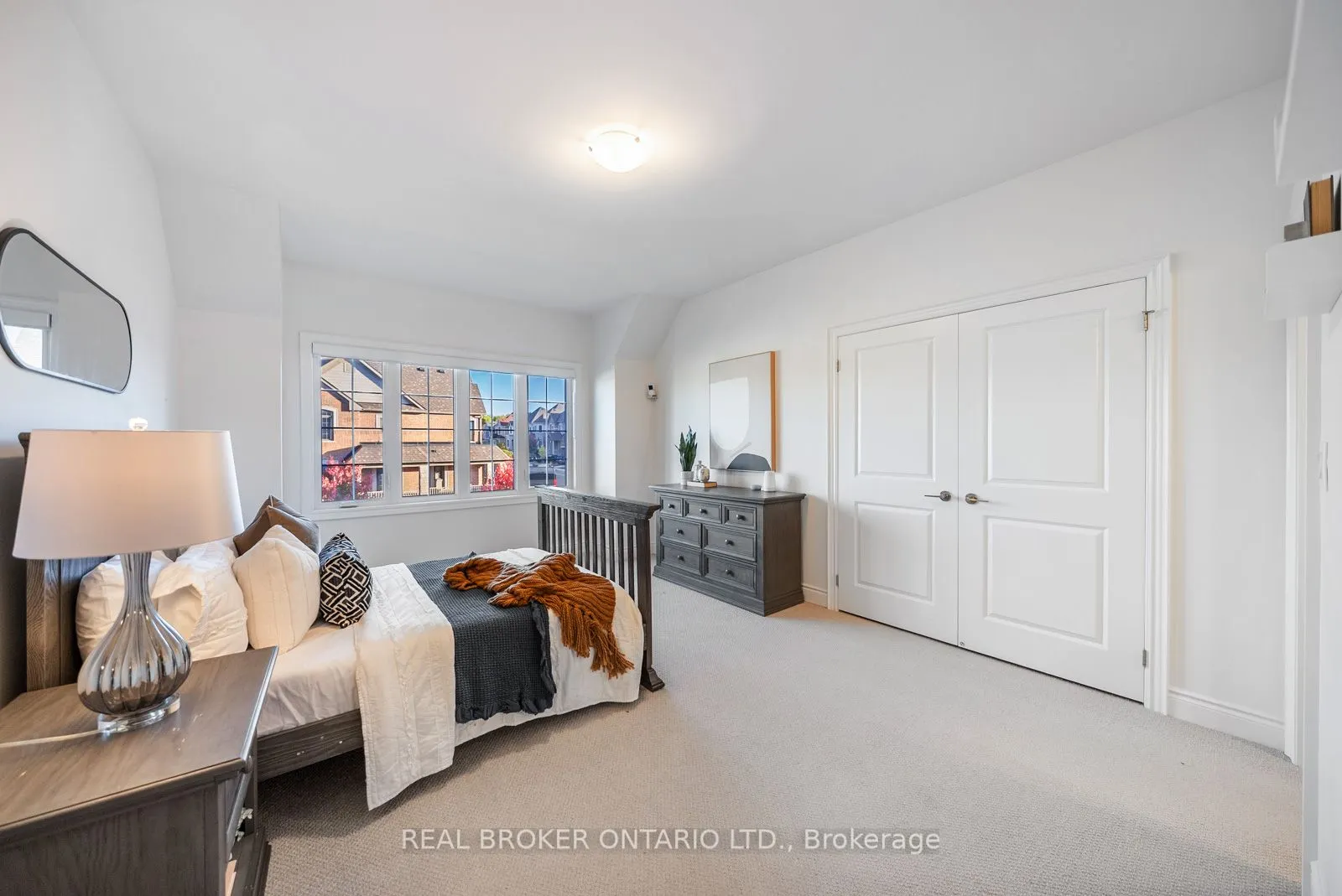 58 Meadow Vista Crescent