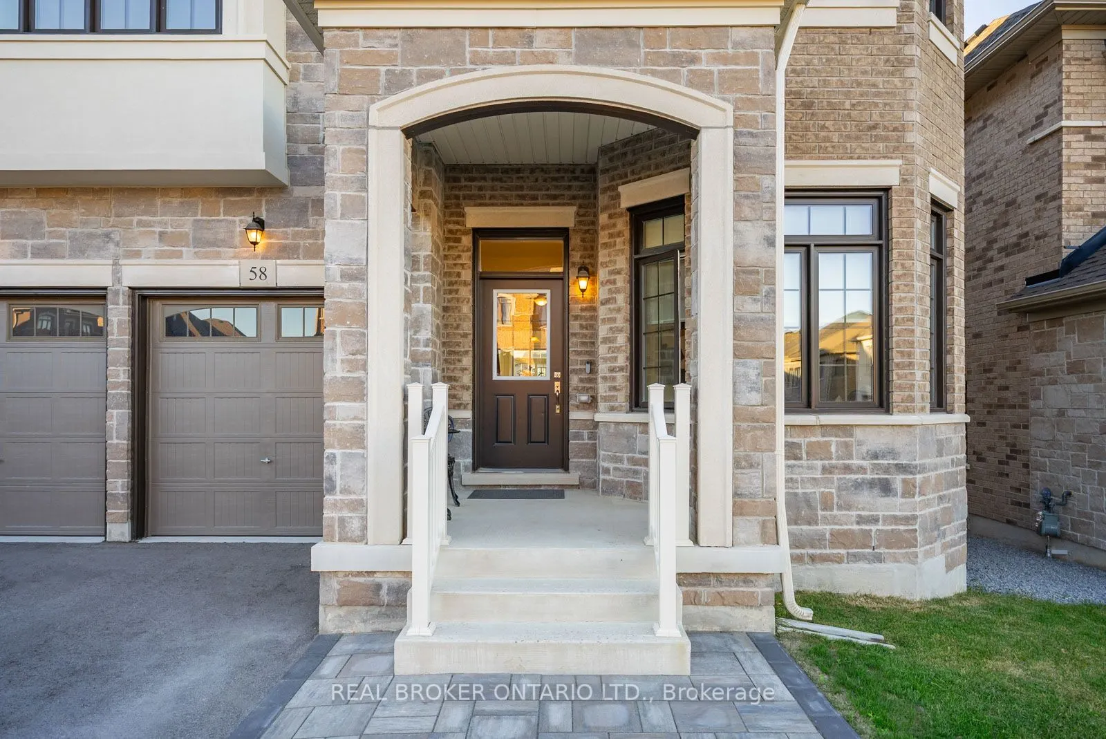 58 Meadow Vista Crescent