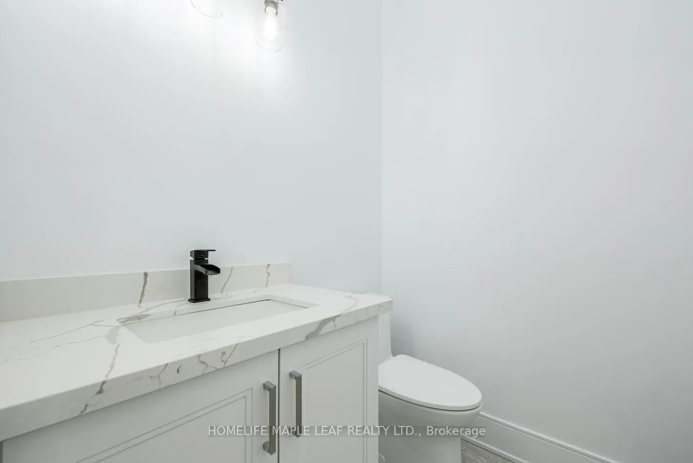 90 Scanlon Avenue, #(Upper)