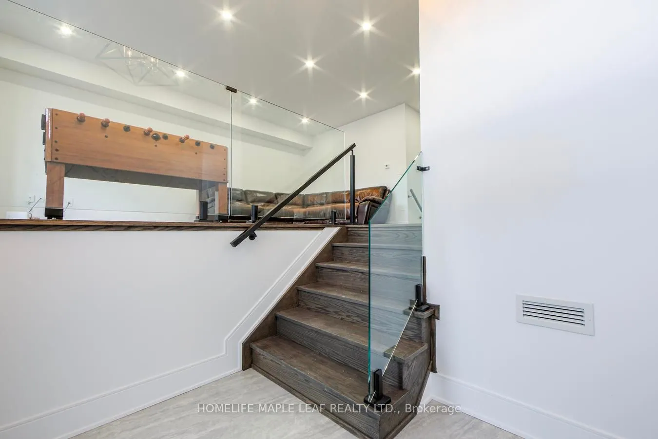 90 Scanlon Avenue, #(Upper)