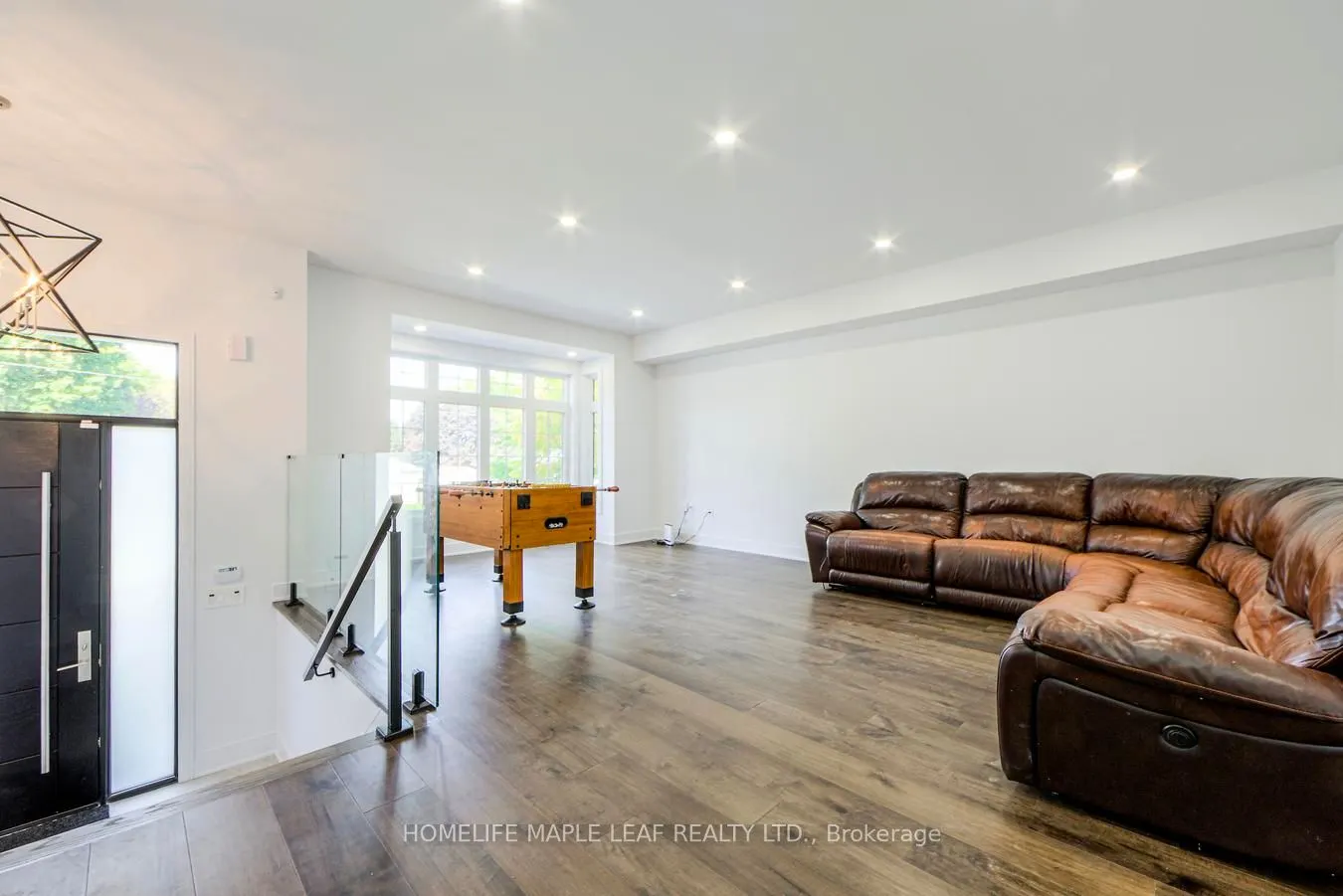 90 Scanlon Avenue, #(Upper)