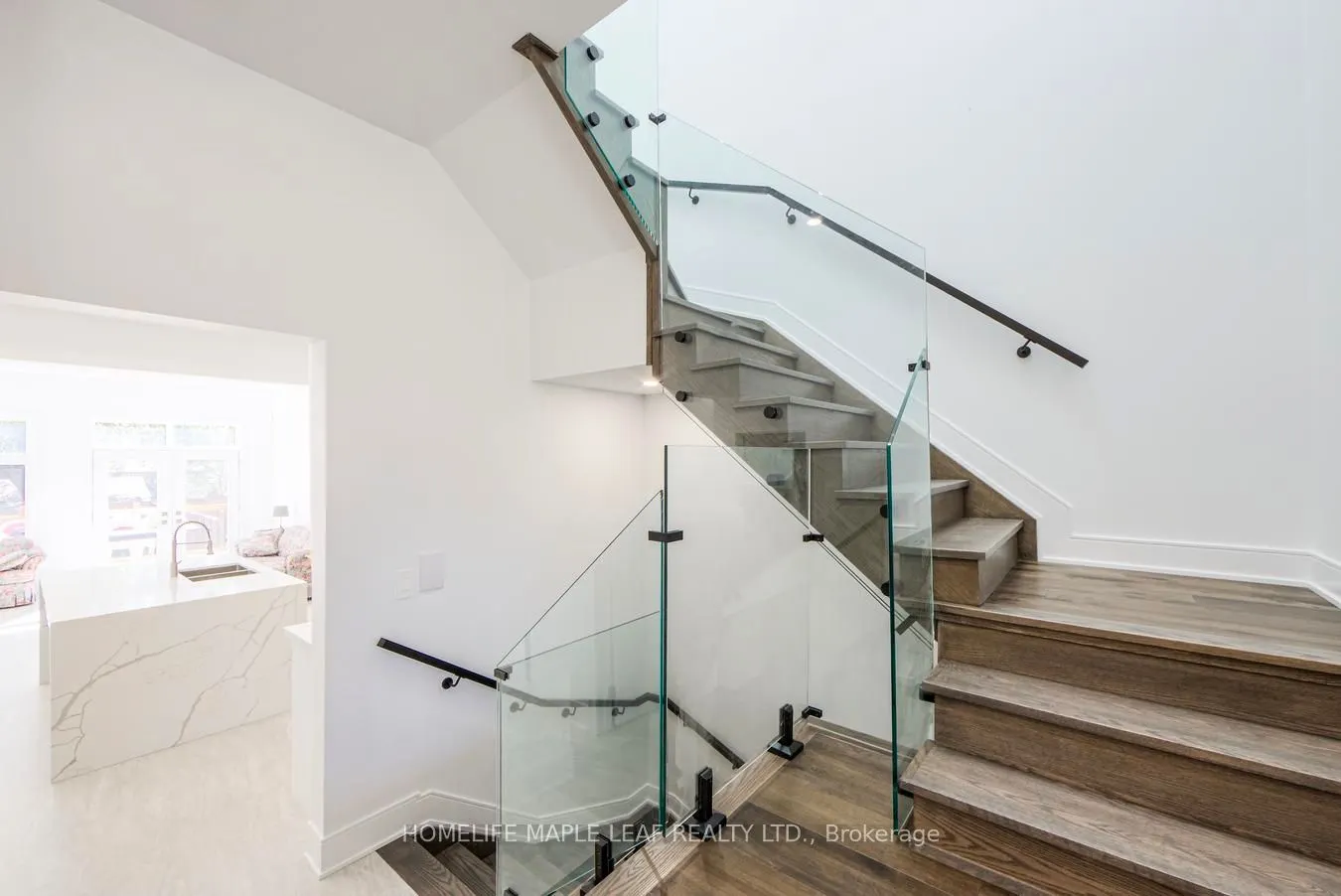 90 Scanlon Avenue, #(Upper)