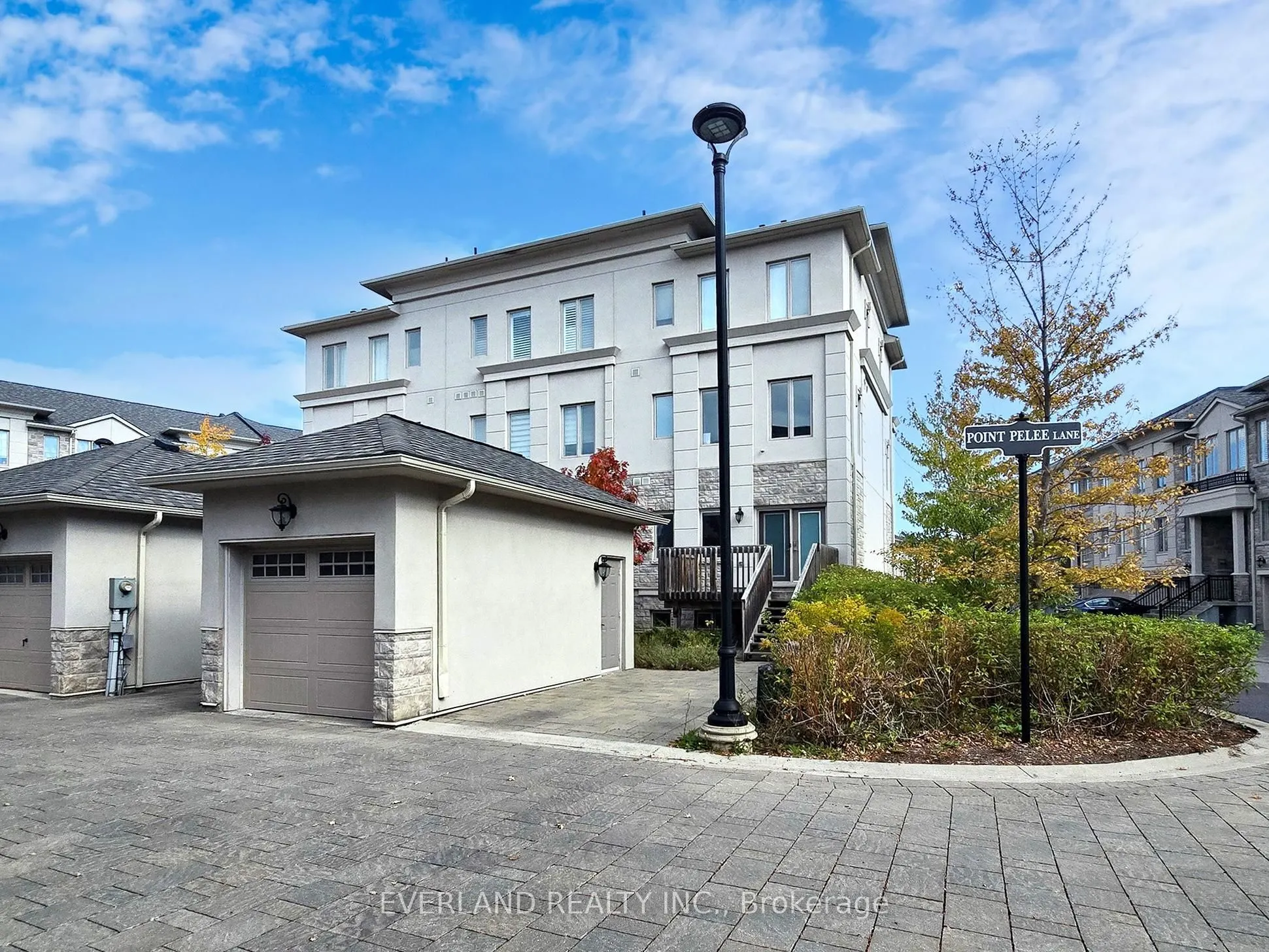 5 Point Pelee Lane