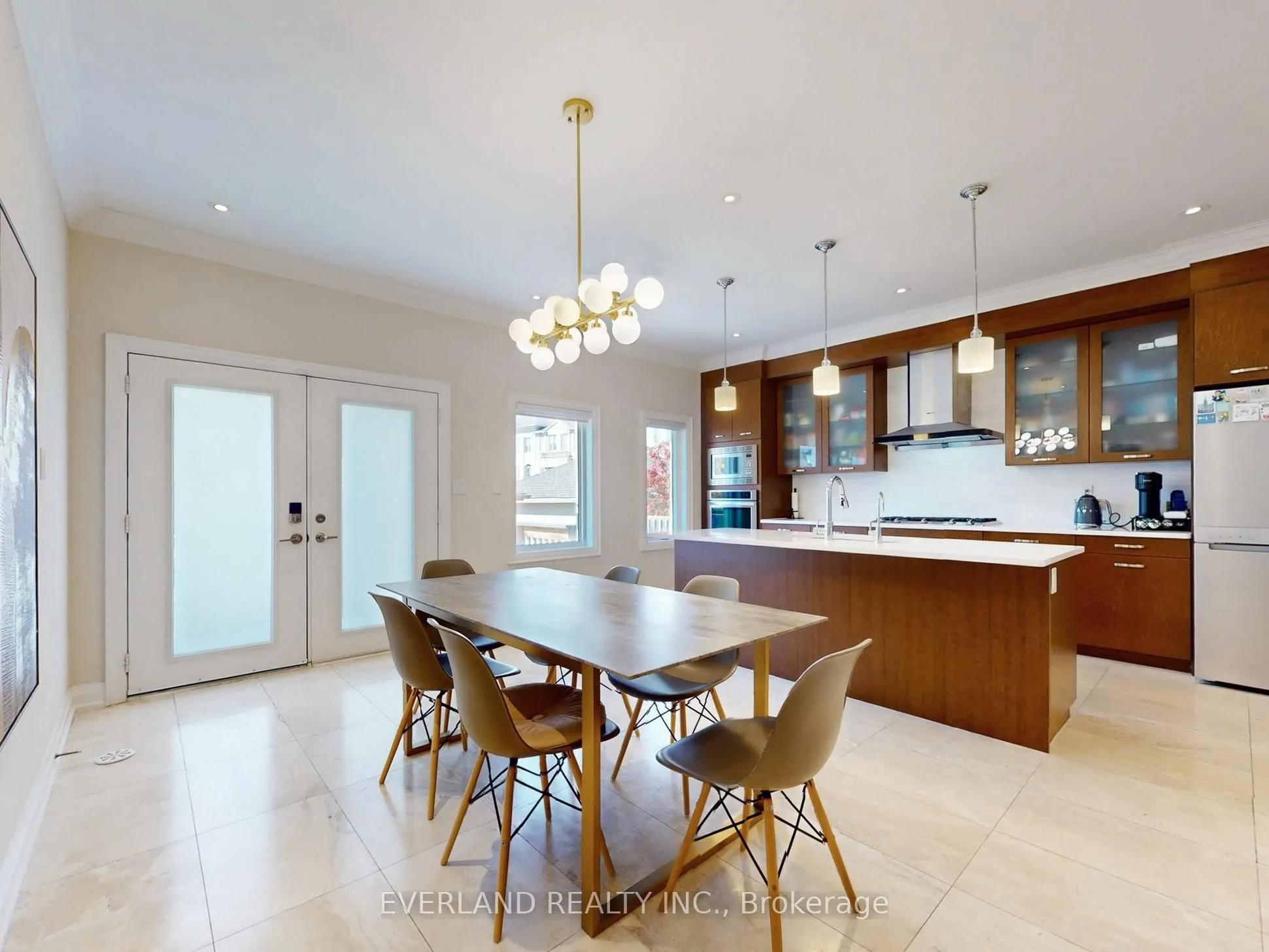 5 Point Pelee Lane