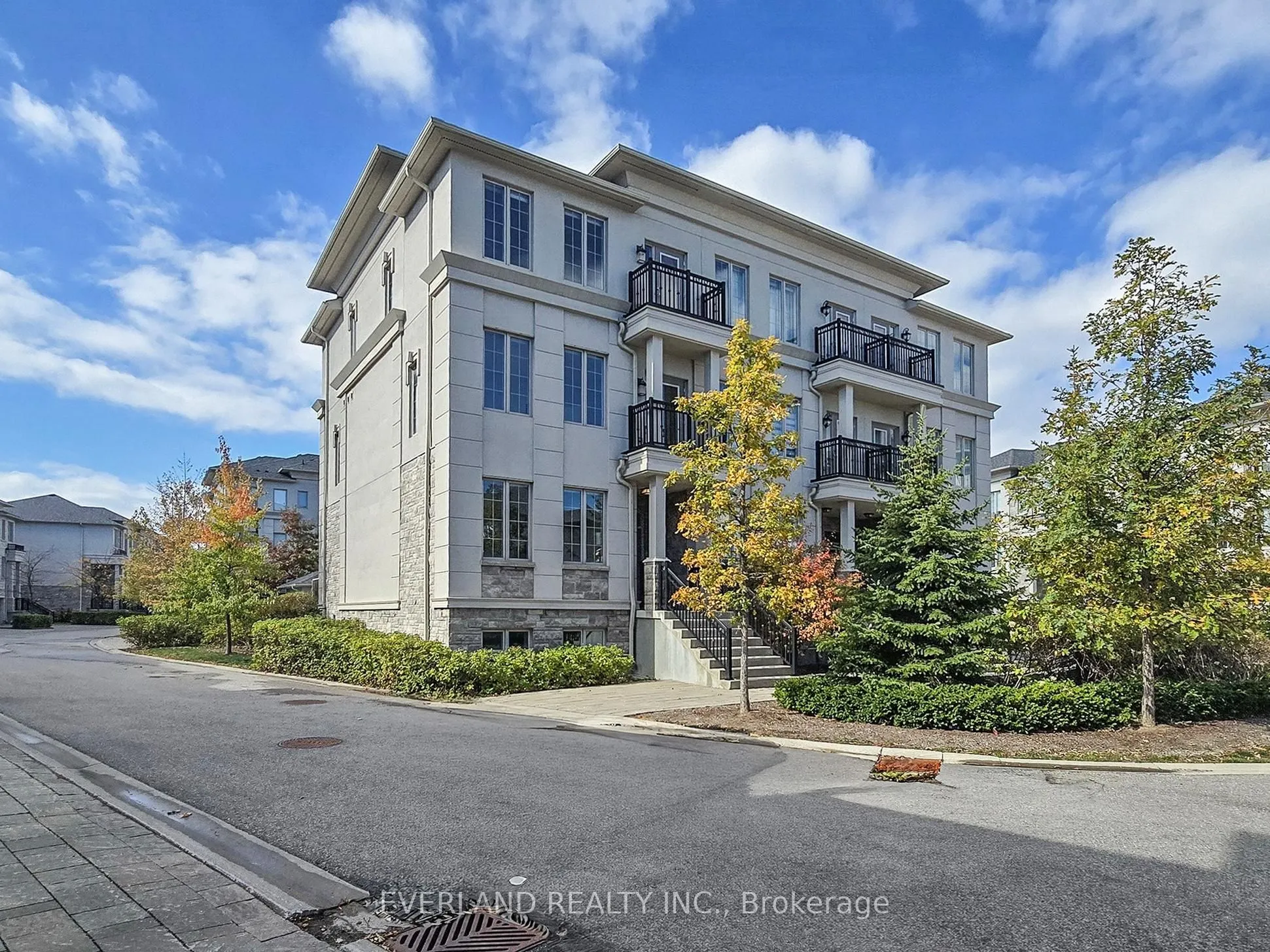 5 Point Pelee Lane