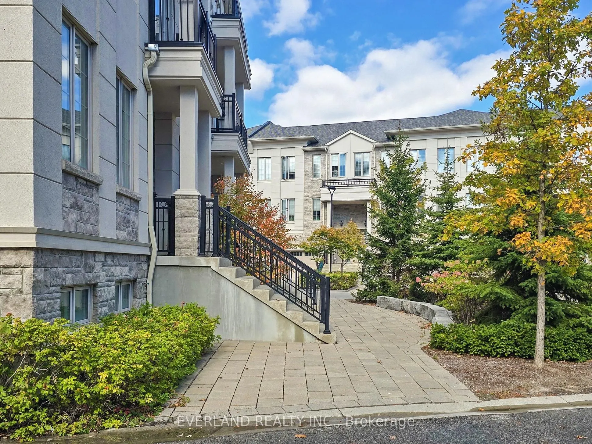 5 Point Pelee Lane