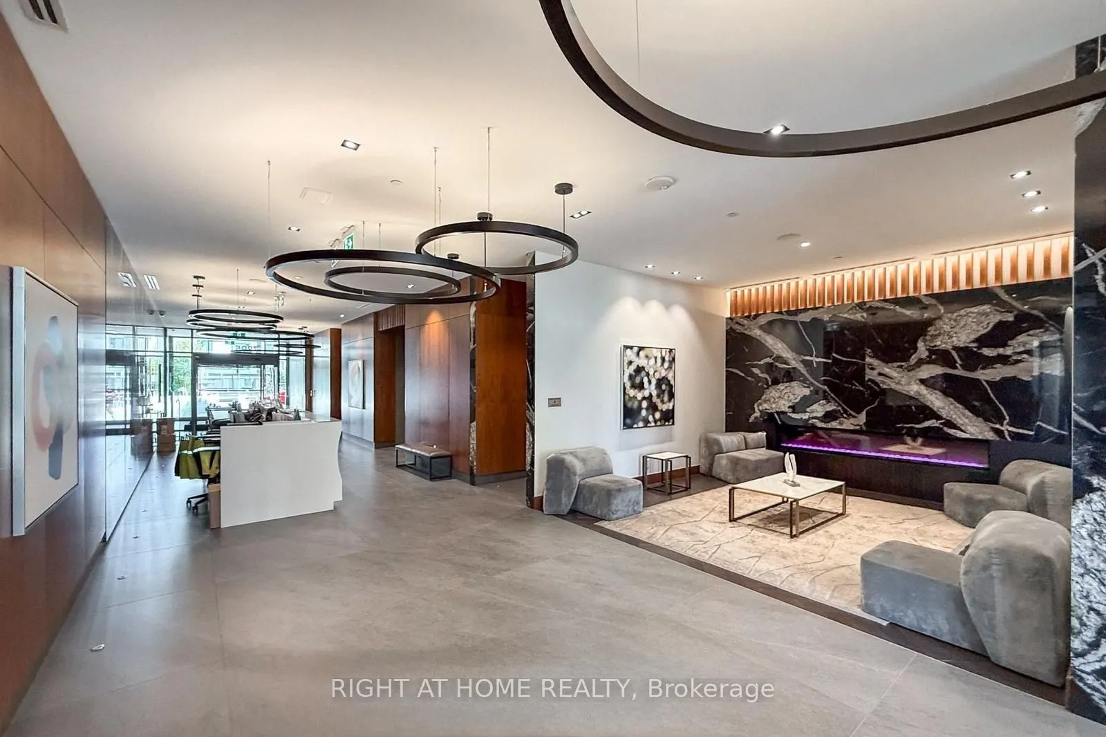 7895 Jane St Street, #2513