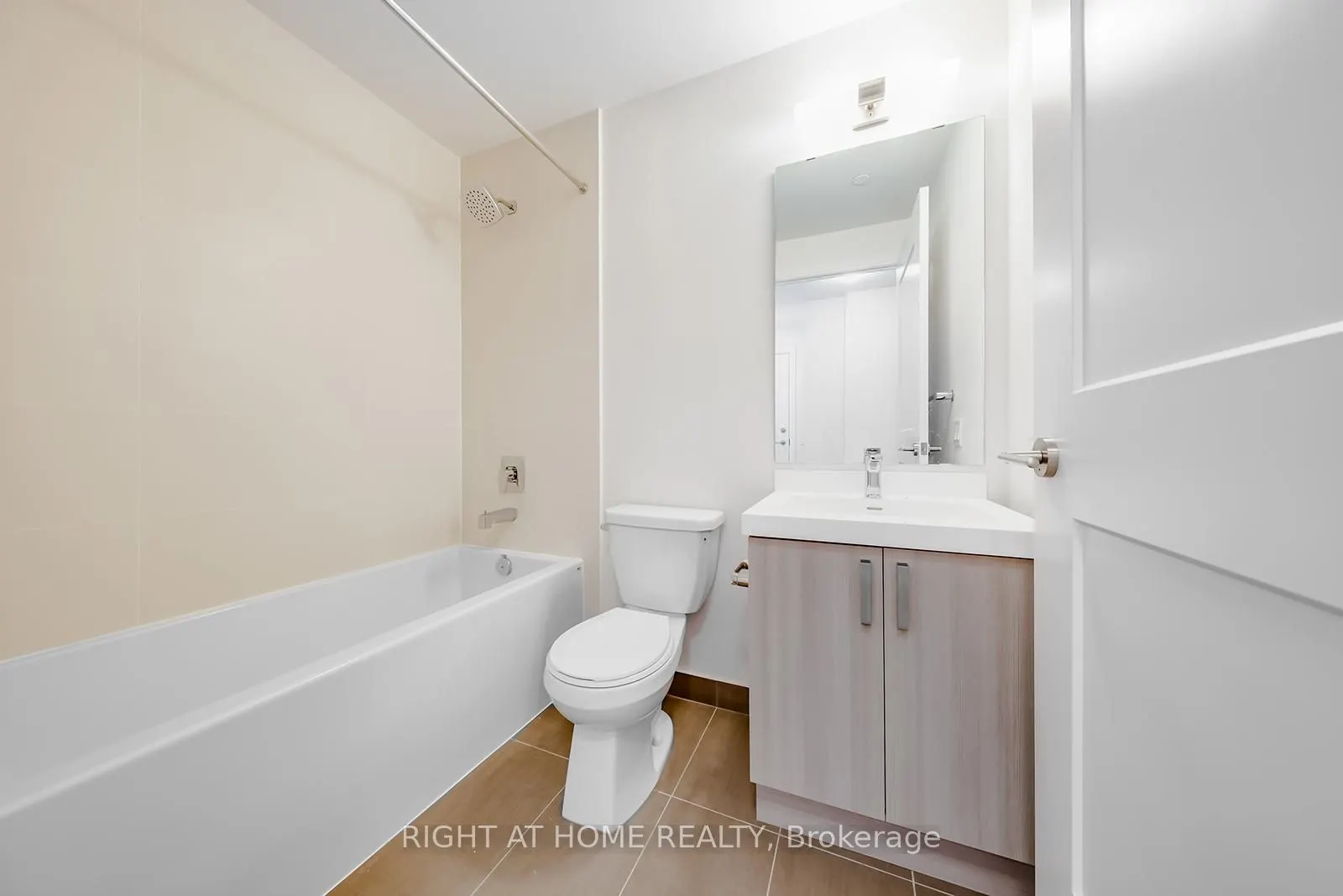 7895 Jane St Street, #2513