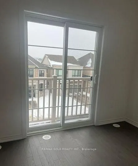 47 Montrose Boulevard