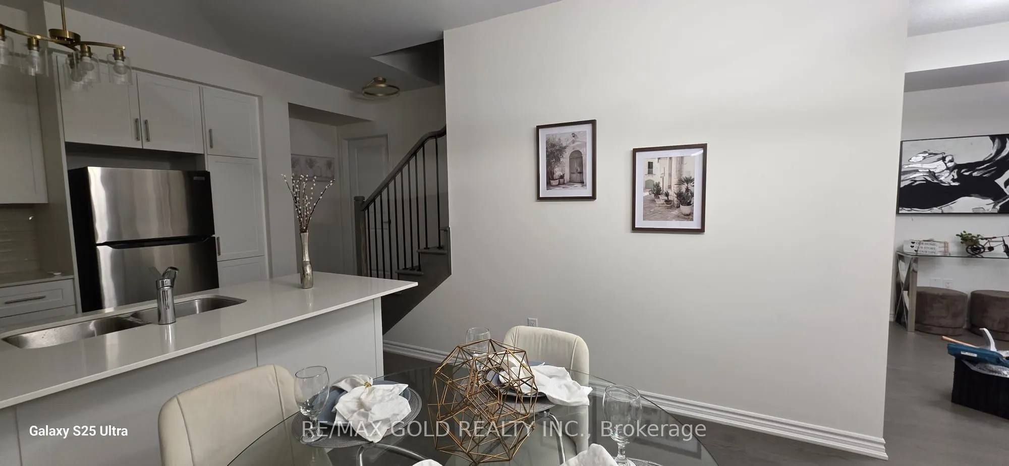 47 Montrose Boulevard