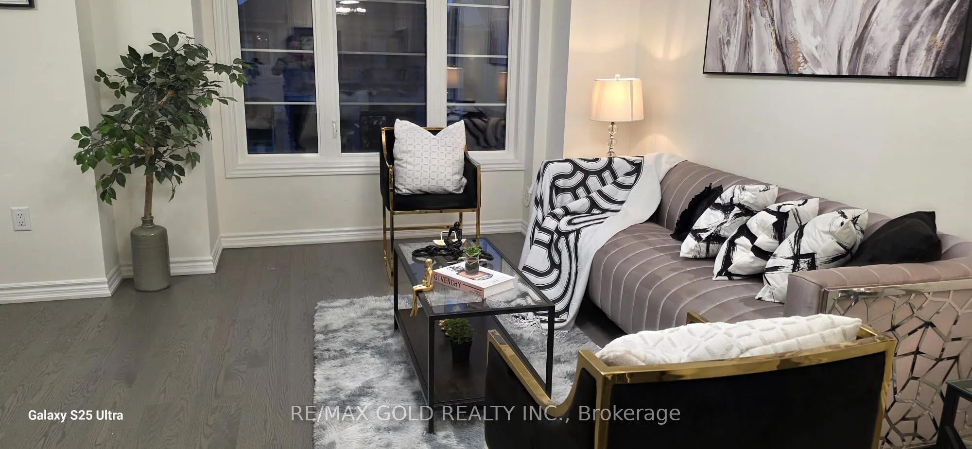 47 Montrose Boulevard