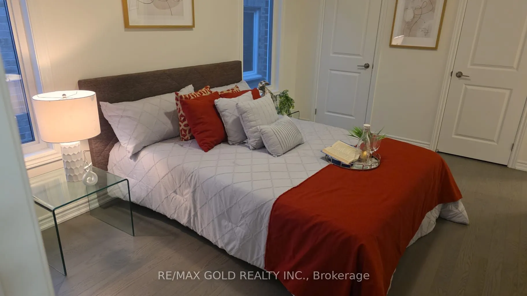 47 Montrose Boulevard