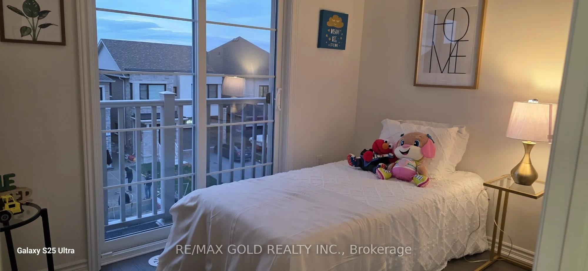 47 Montrose Boulevard