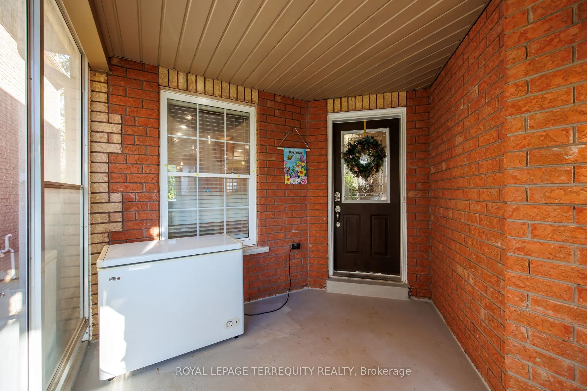 111 English Oak Drive