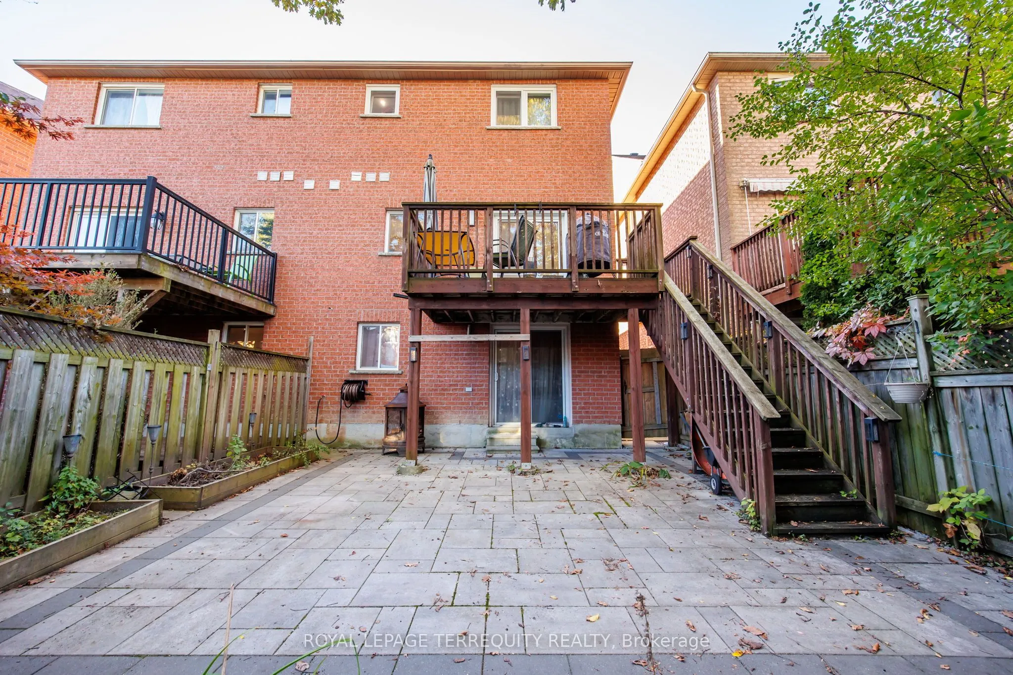 111 English Oak Drive