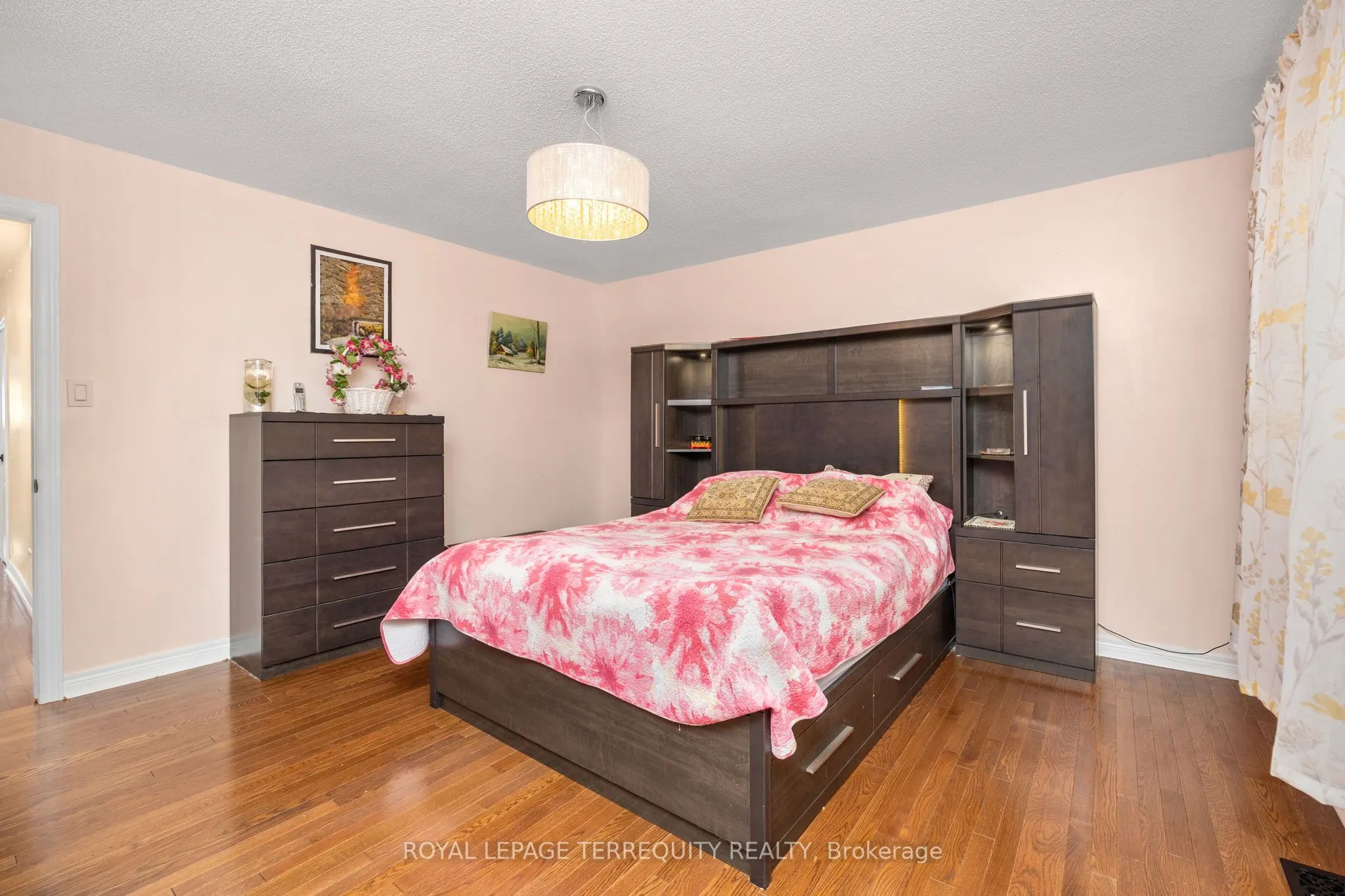 111 English Oak Drive