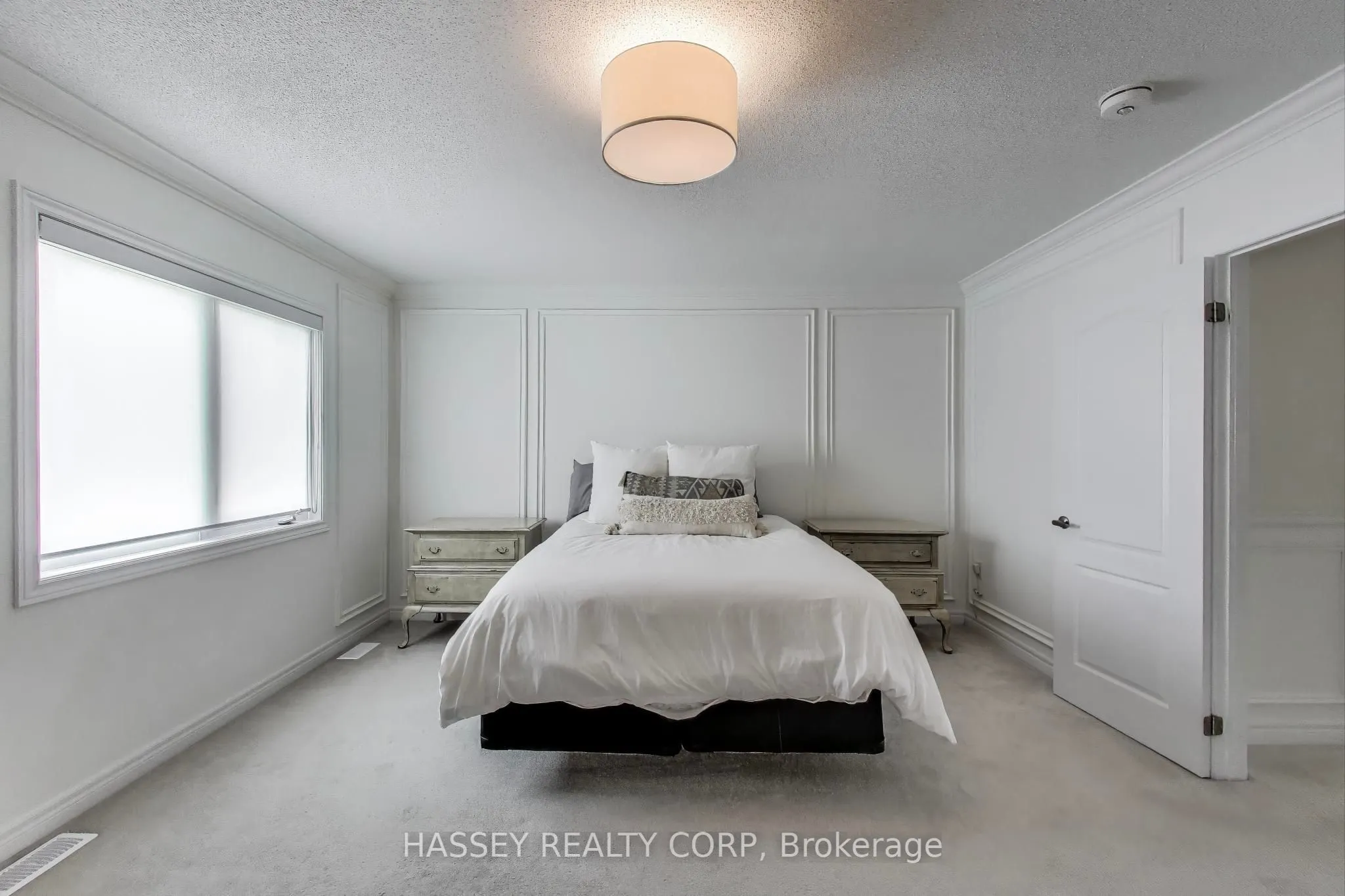 852 Elvidge Trail