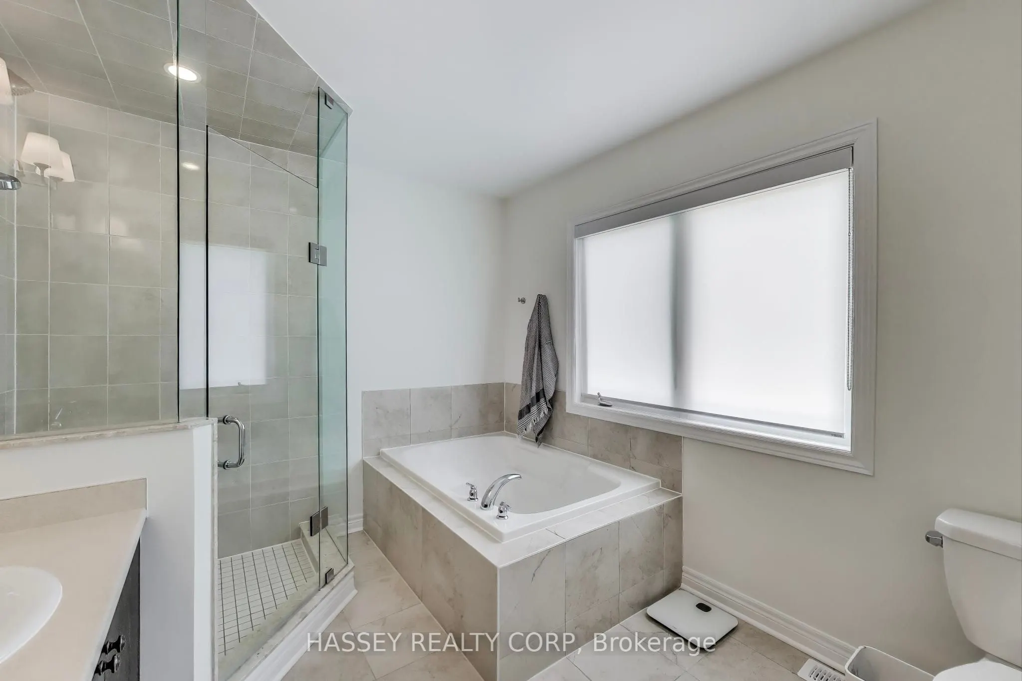 852 Elvidge Trail