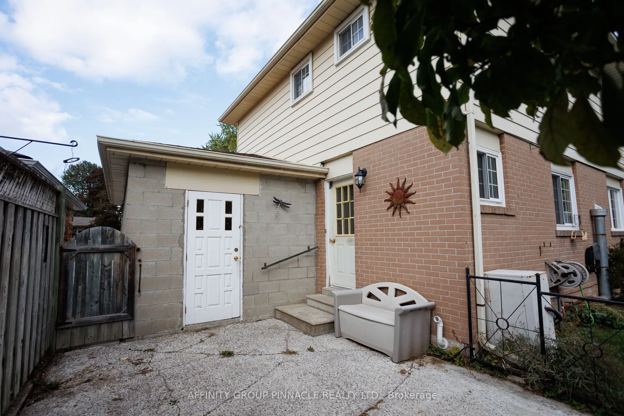 504 Elm Road
