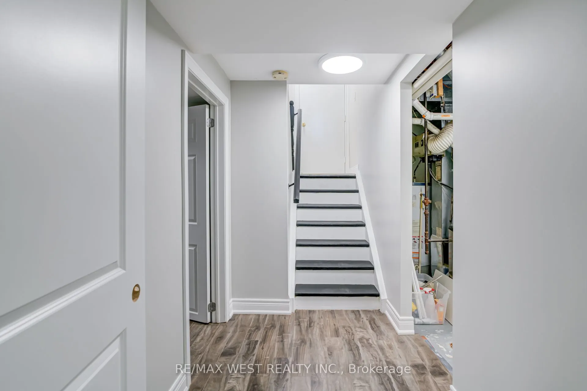 101 Tall Grass Trail