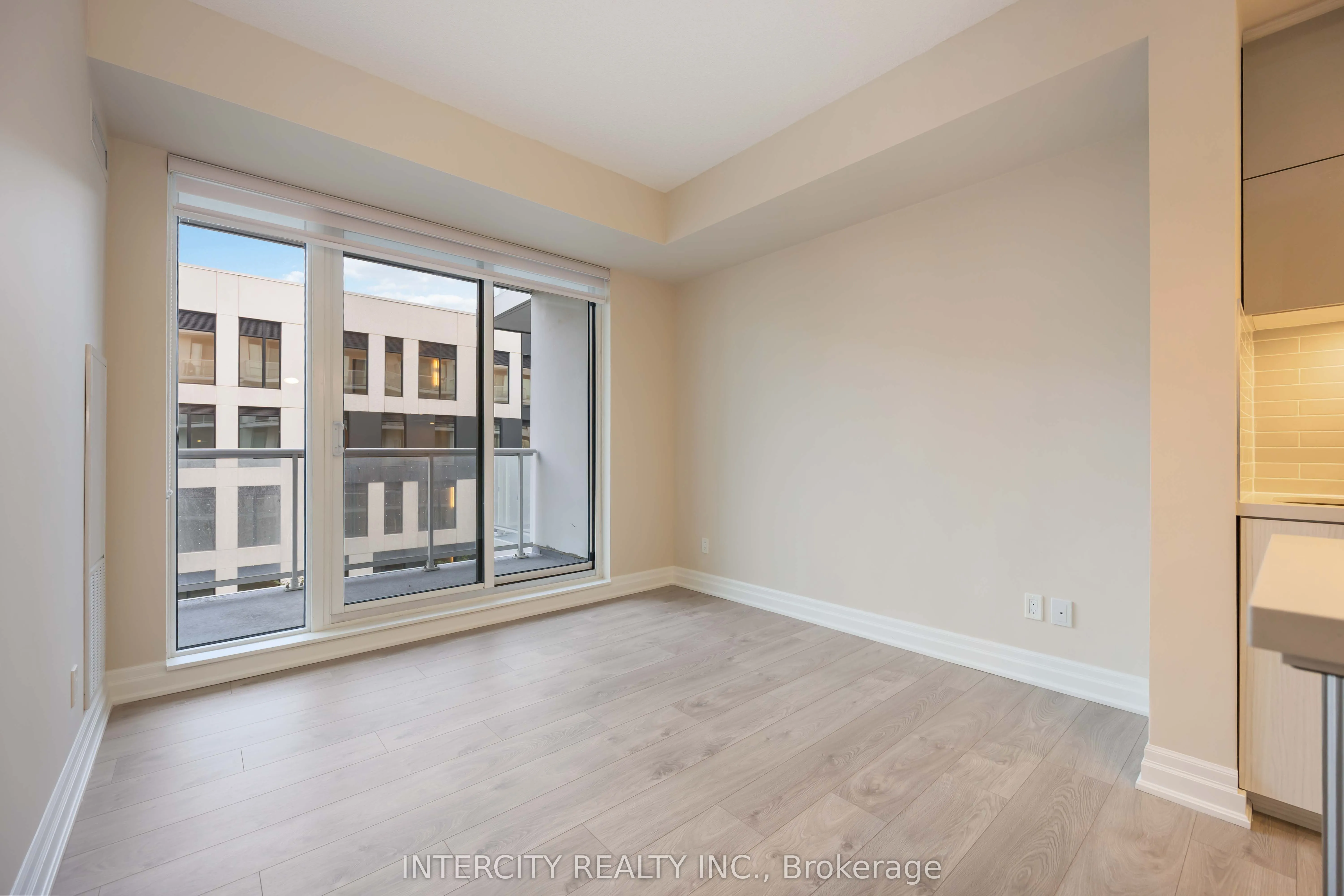 10 Rouge Valley Drive, #802