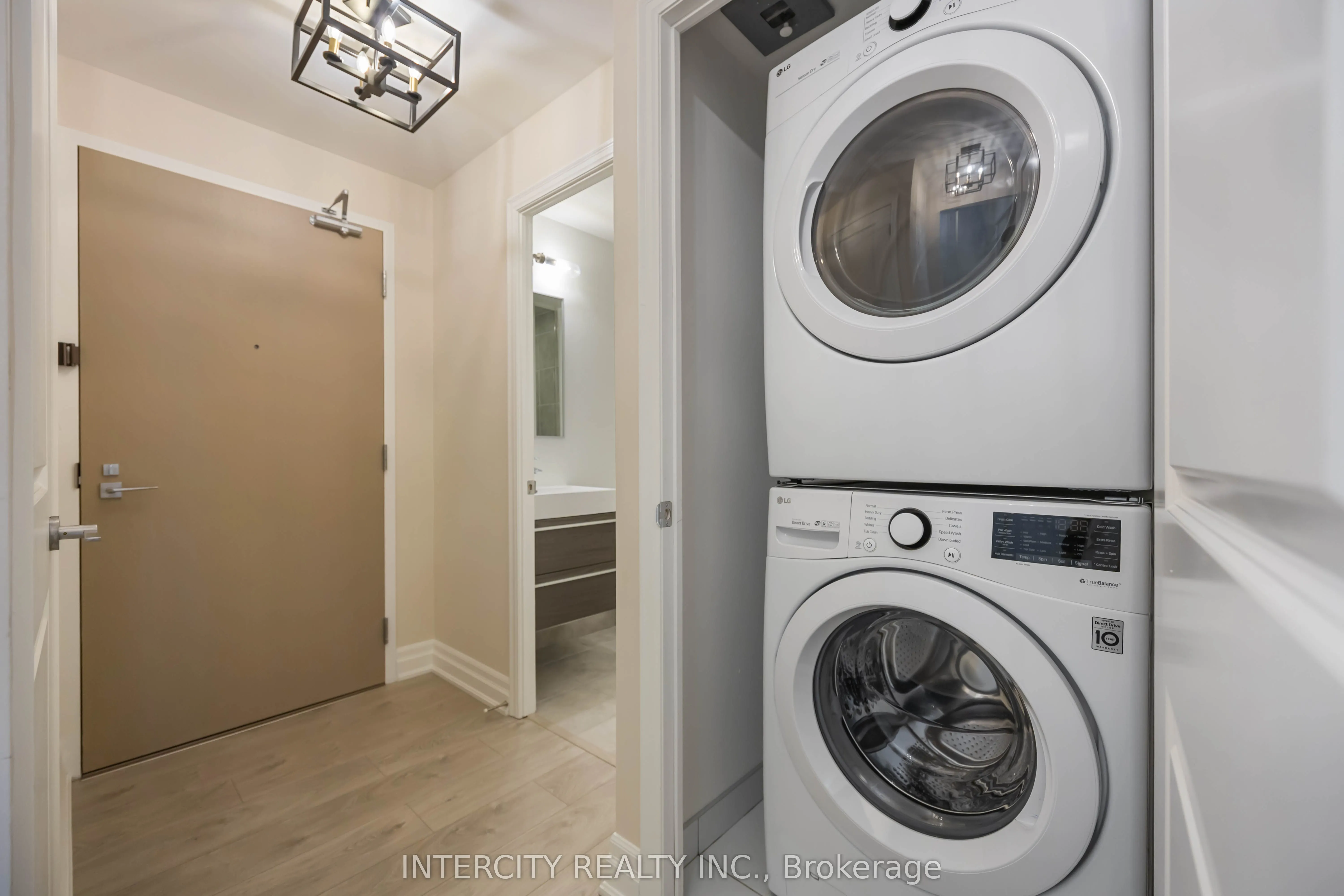 10 Rouge Valley Drive, #802