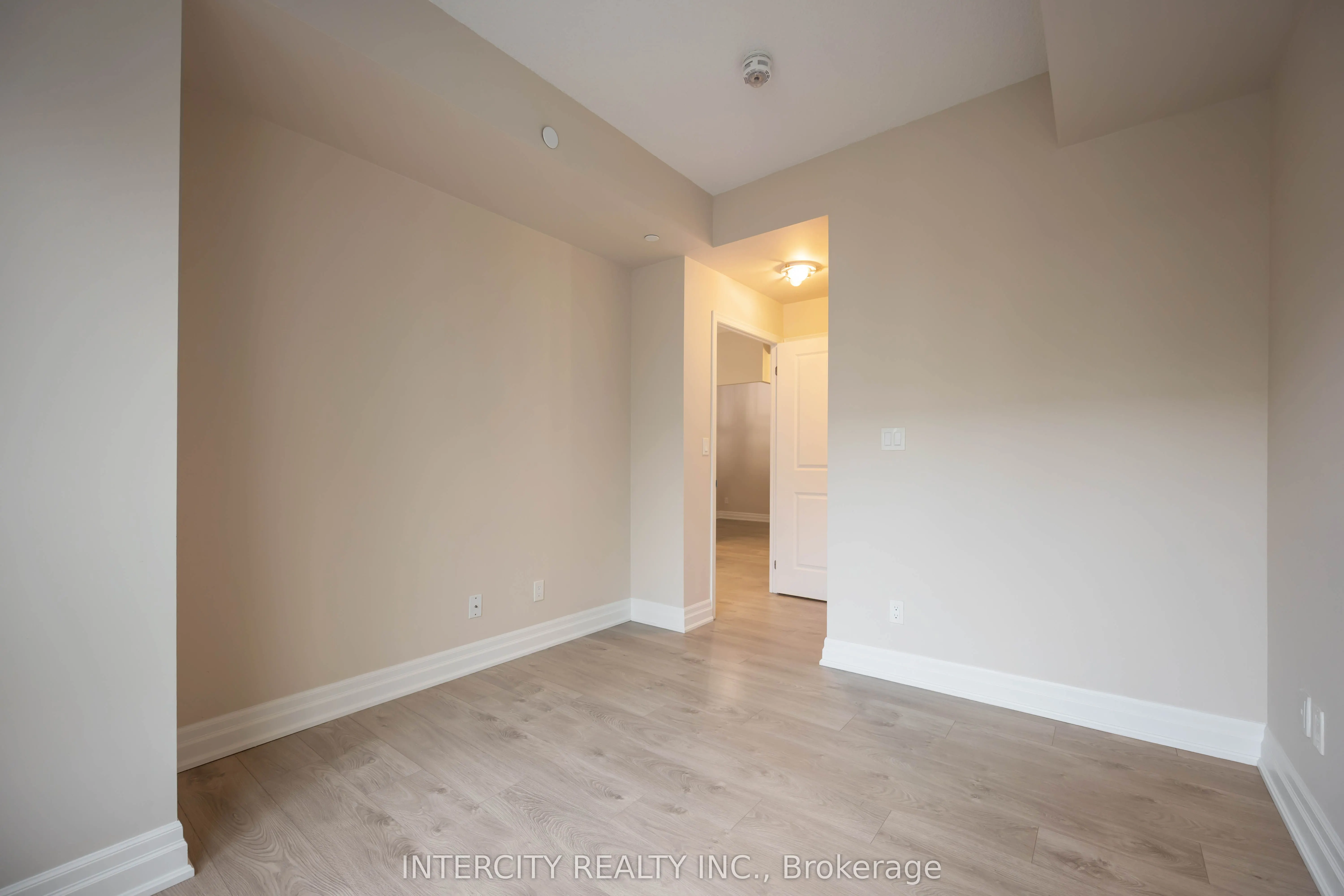 10 Rouge Valley Drive, #802