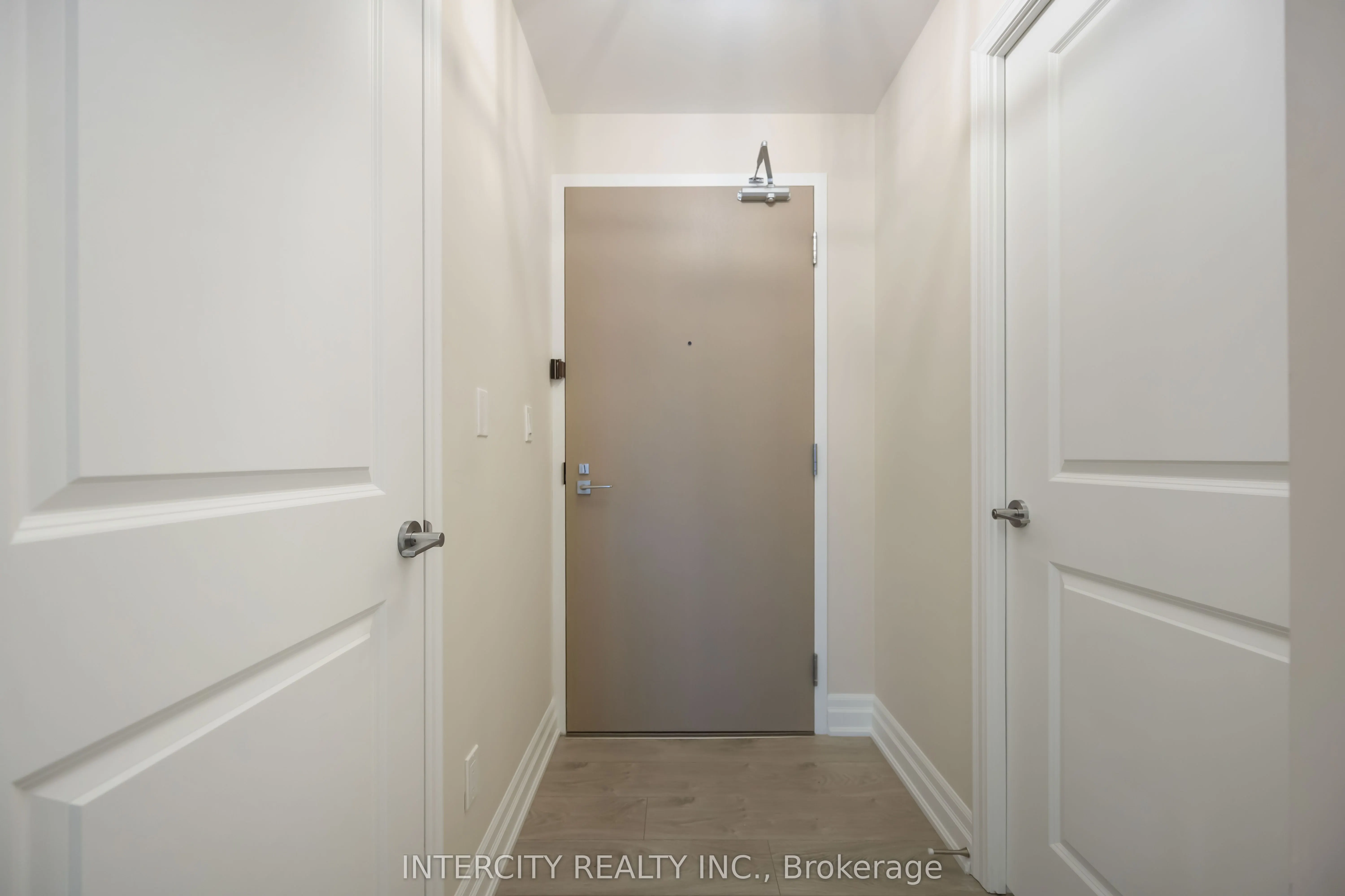 10 Rouge Valley Drive, #802