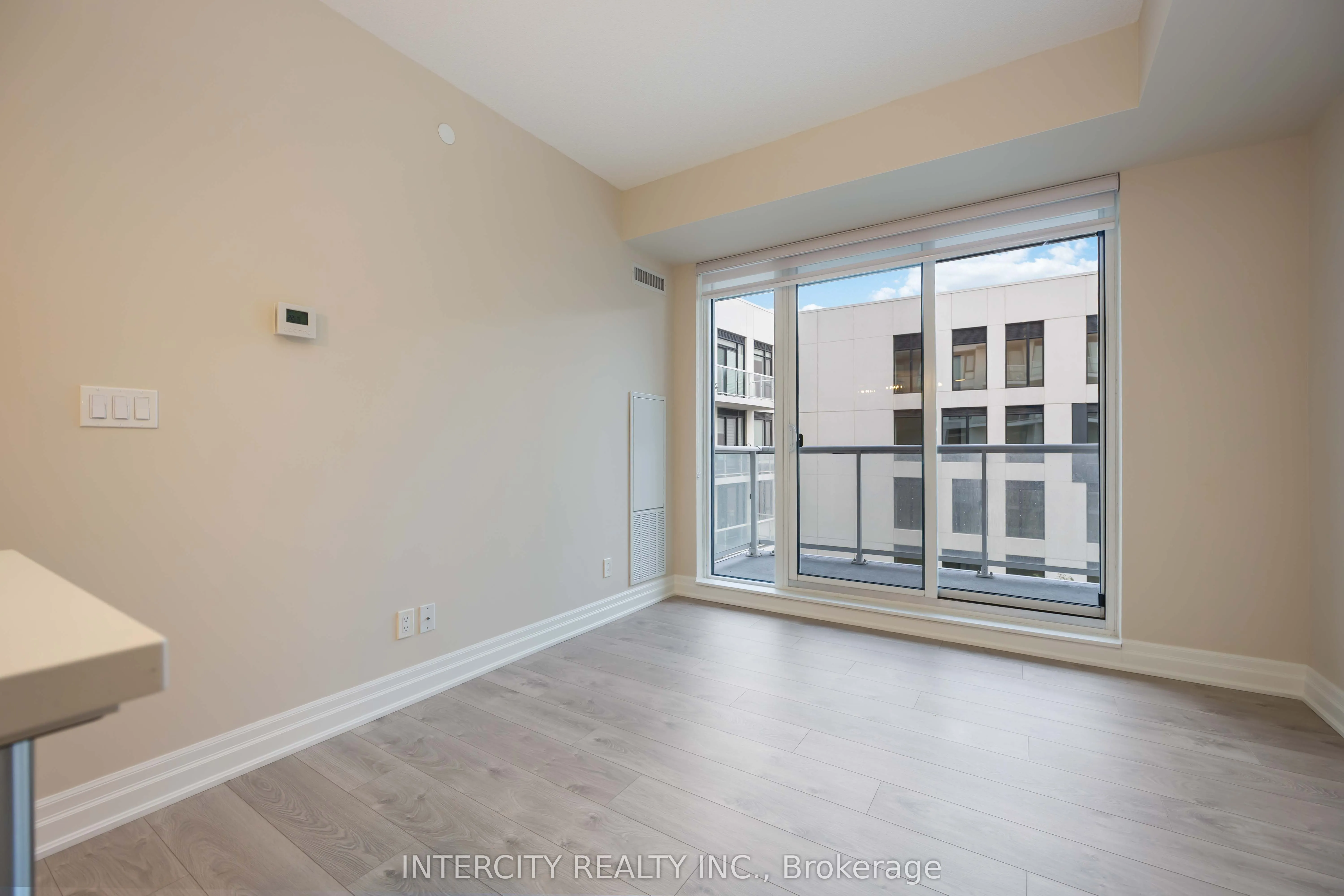 10 Rouge Valley Drive, #802