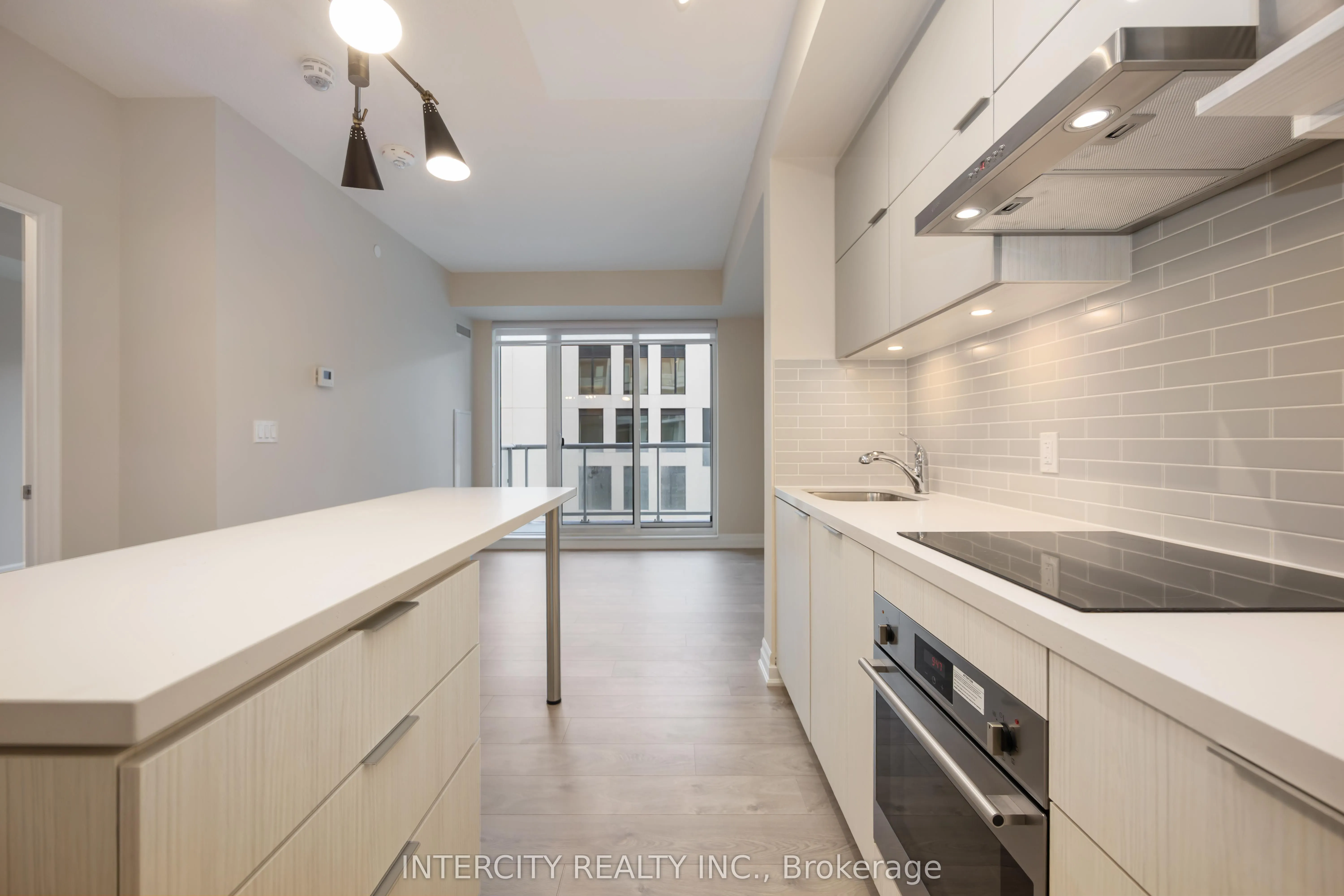 10 Rouge Valley Drive, #802